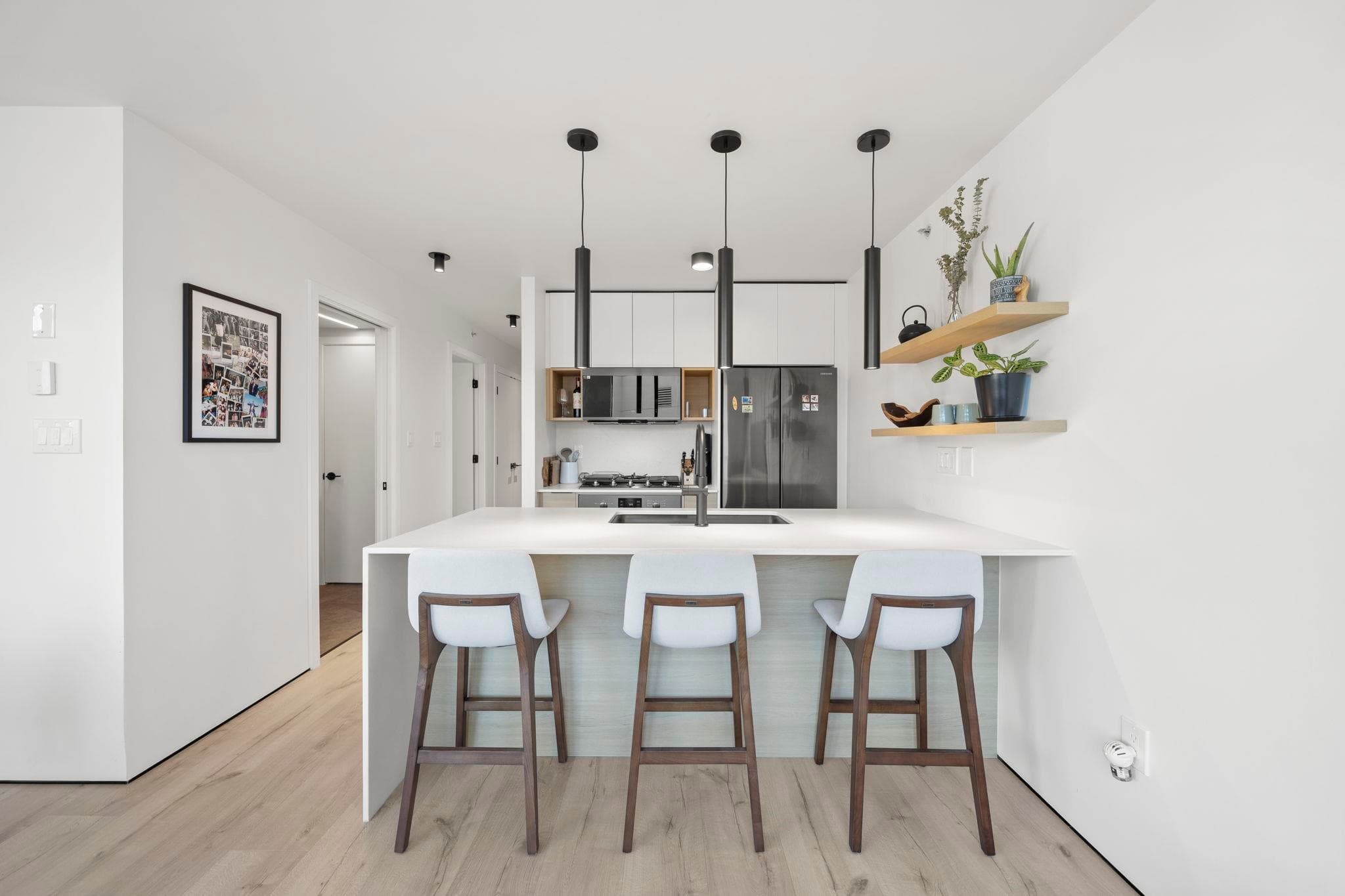 502 - 2979 Glen Drive, Coquitlam, V3B 0B2 — photo 4