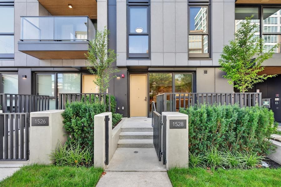1528 W 6th Avenue, Vancouver, V6J 0J9 — photo 1