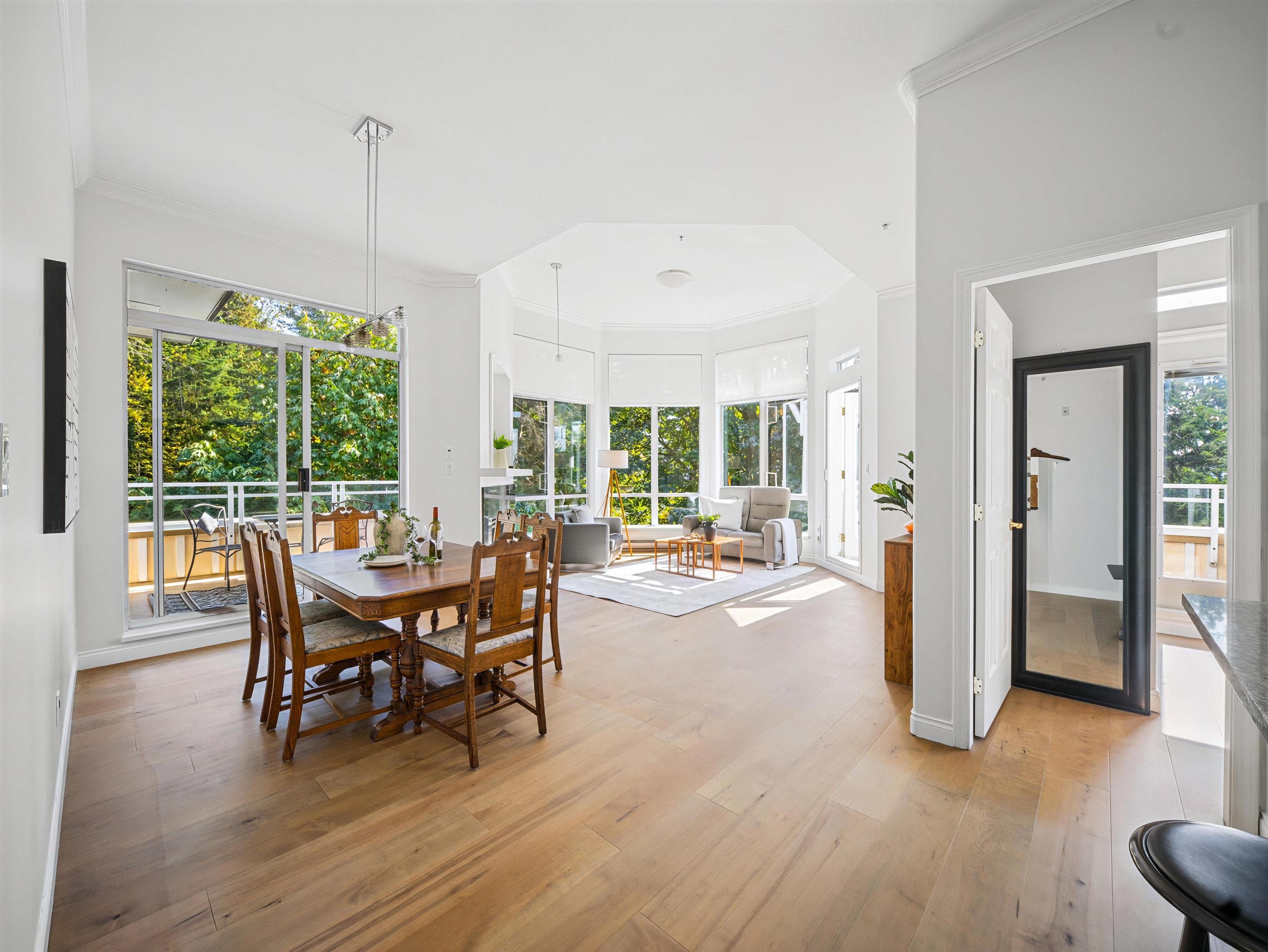 521 - 3629 Deercrest Drive, North Vancouver, V7G 2S9 — photo 4