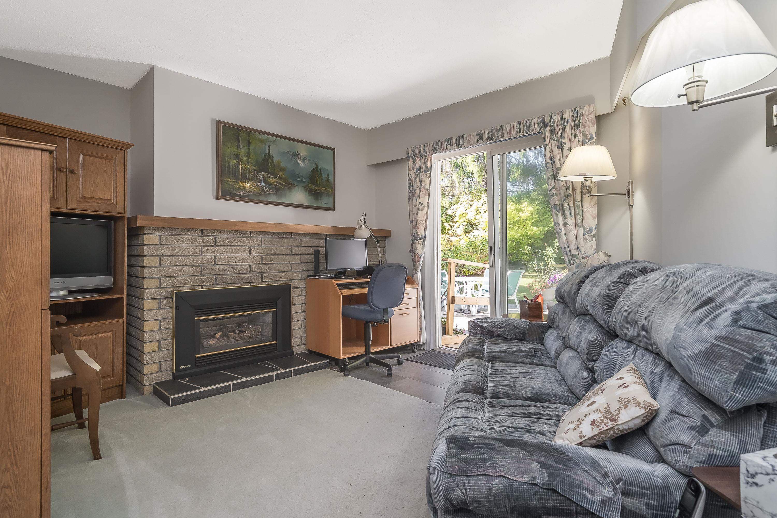 955 50b Street, Delta, V4M 2V8 — photo 3