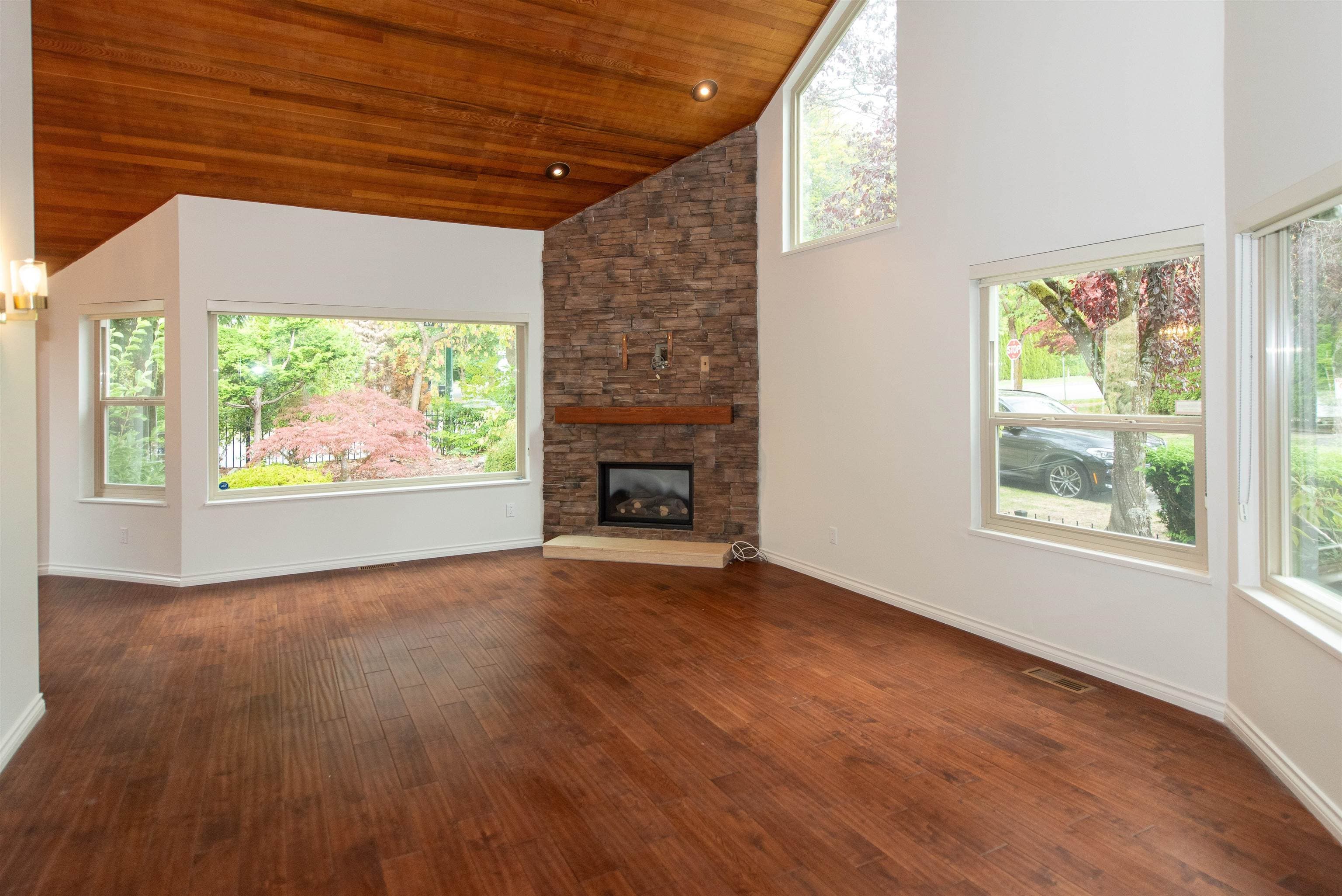 6505 Wiltshire Street, Vancouver, V6P 5G8 — photo 2