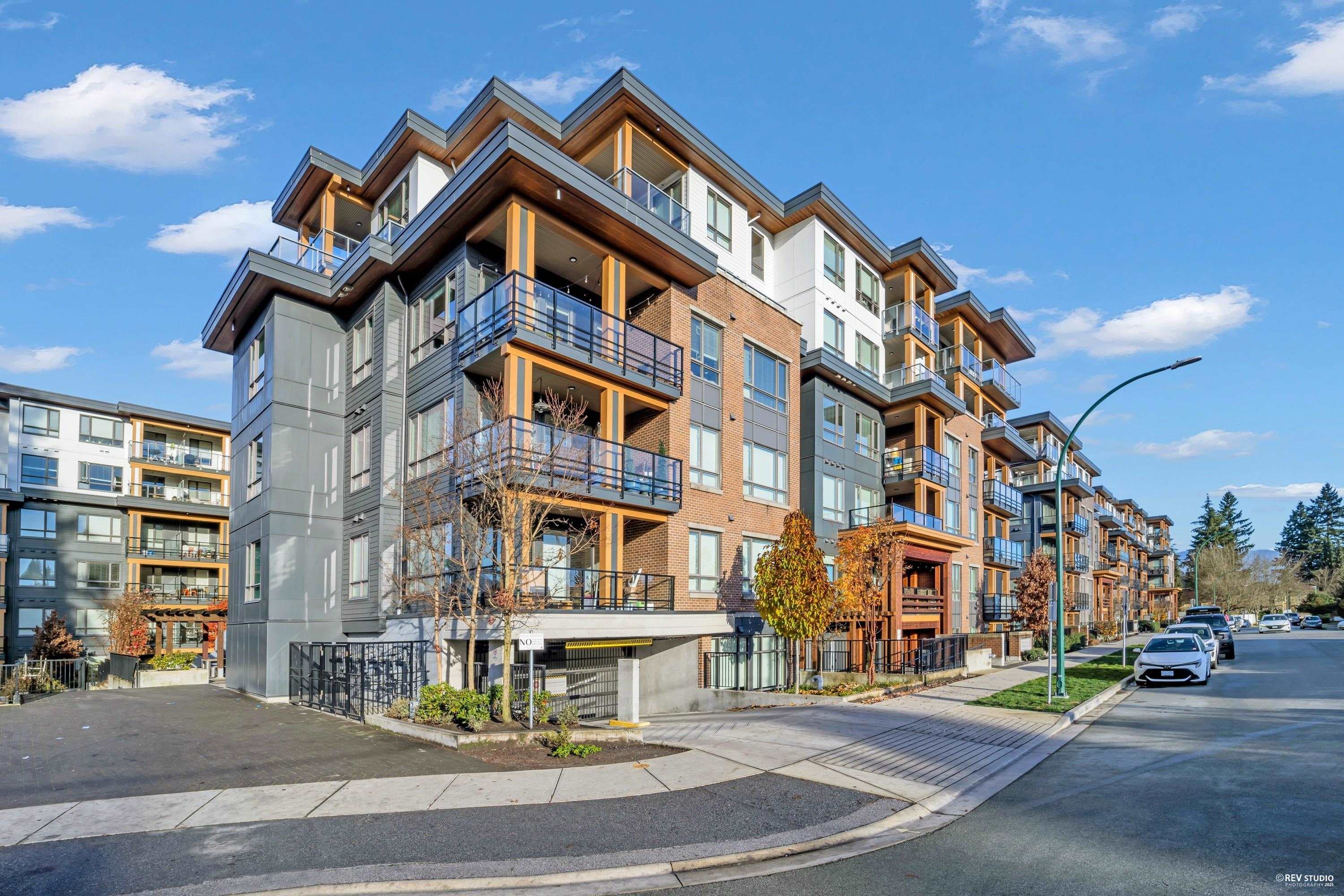 402 - 721 Anskar Court, Coquitlam, V3J 0L4 — photo 1