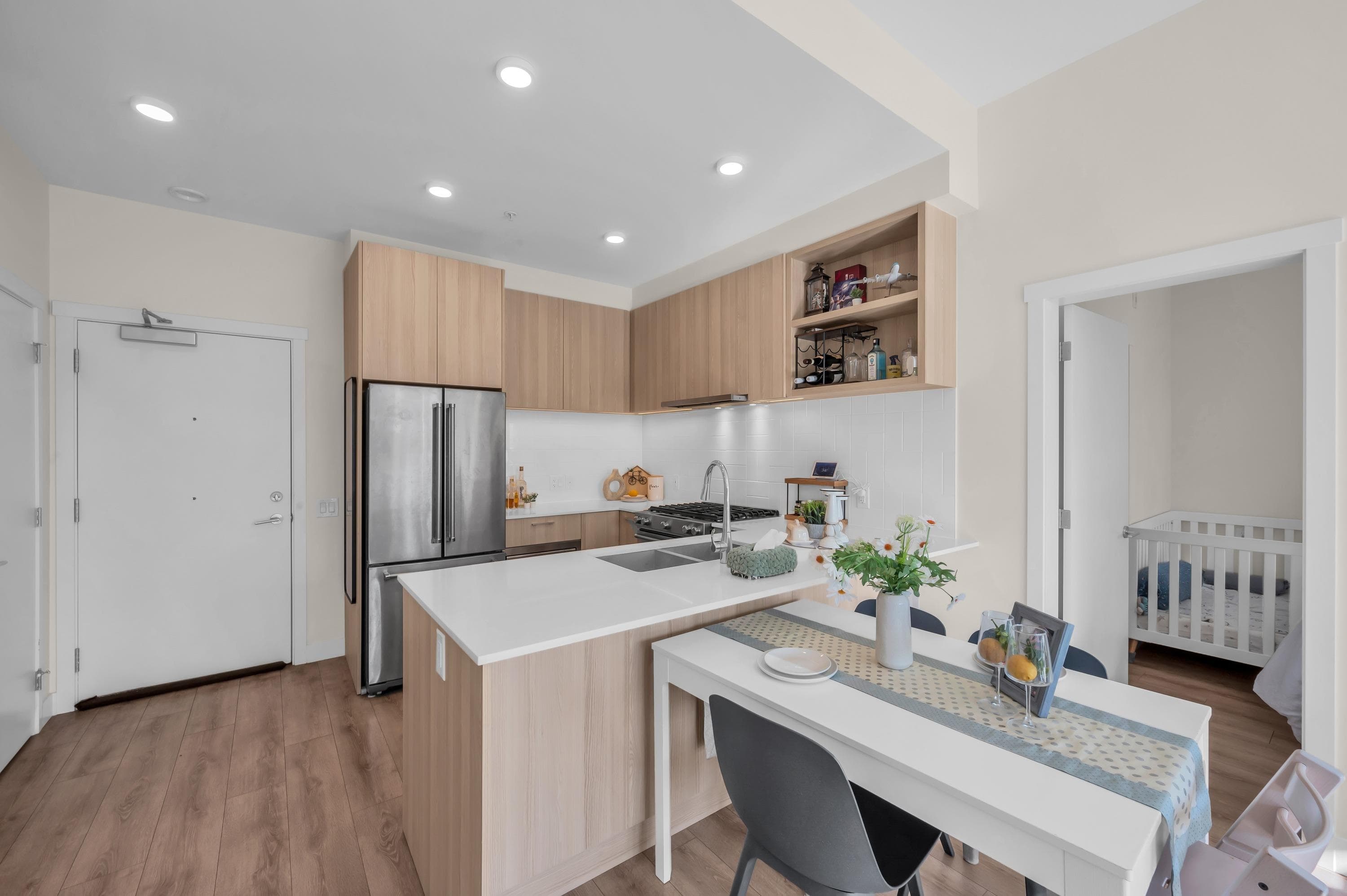 402 - 721 Anskar Court, Coquitlam, V3J 0L4 — photo 4