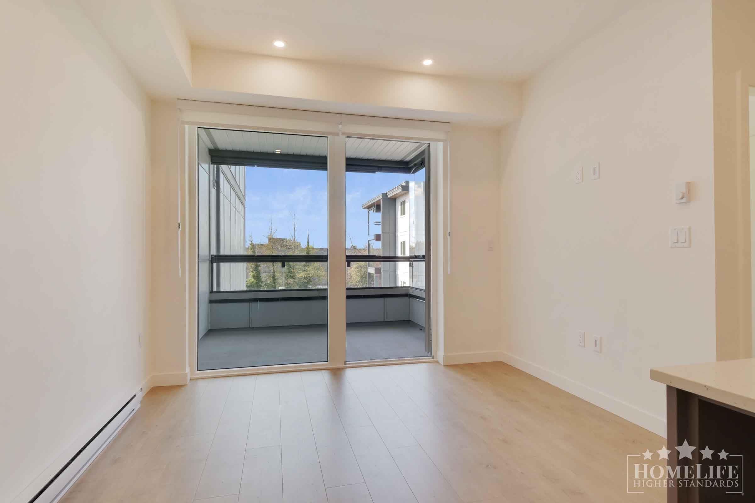 319 - 13760 75a Avenue, Surrey, V3W 3W5 — photo 5