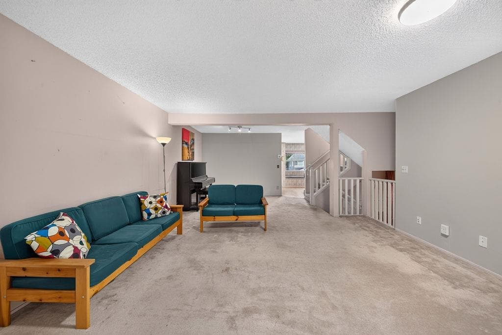 9293 Goldhurst Terrace, Burnaby, V5A 4P3 — photo 3
