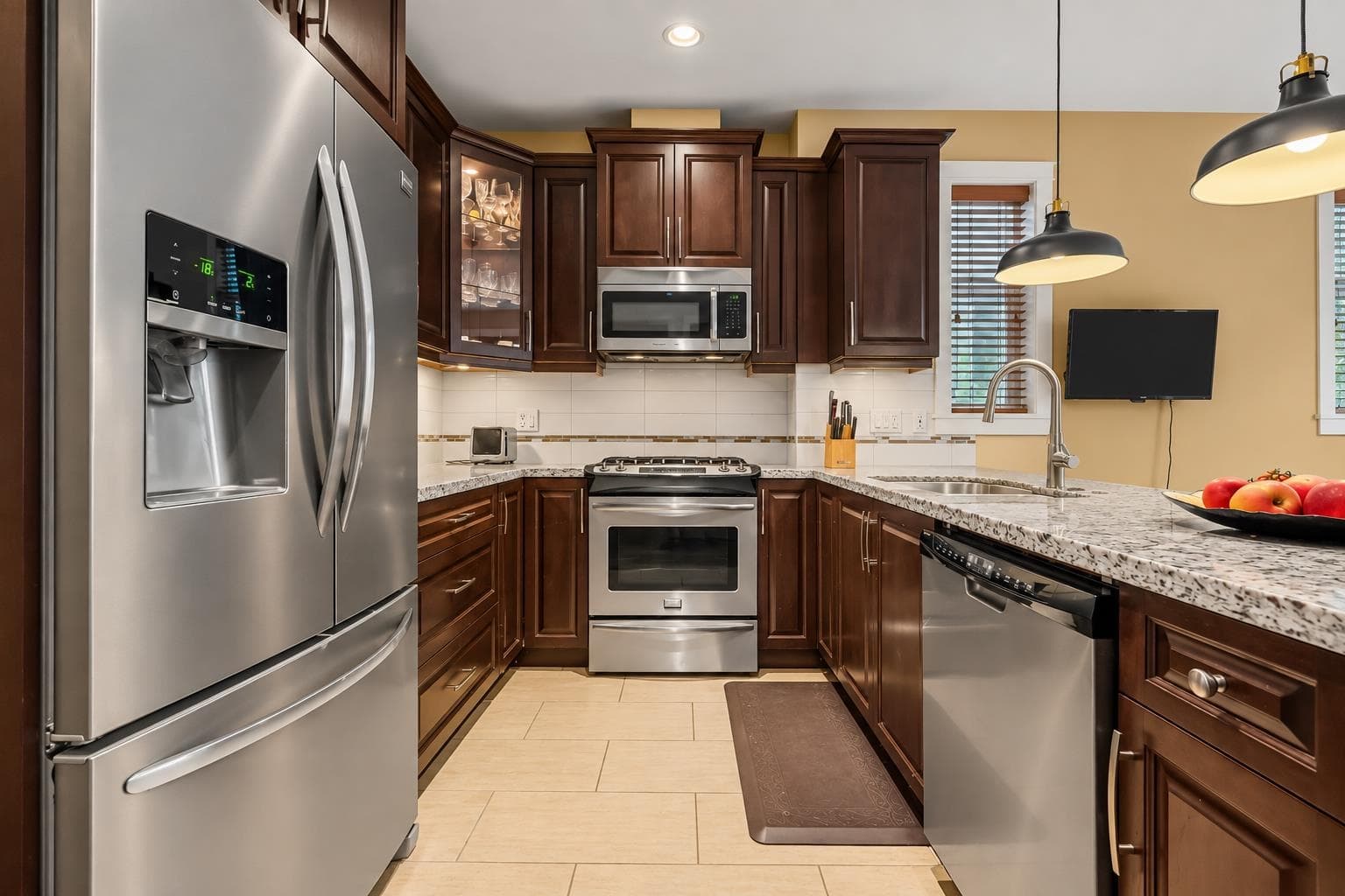 94 - 8068 207 Street, Langley, V2Y 0M9 — photo 3