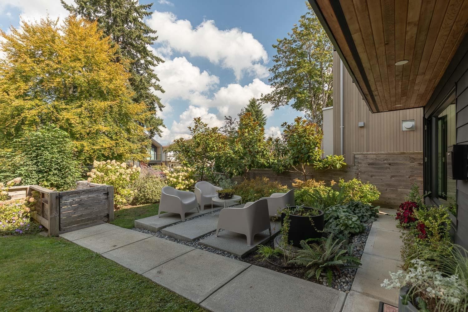 520 E 30th Avenue, Vancouver, V5V 2V6 — photo 4