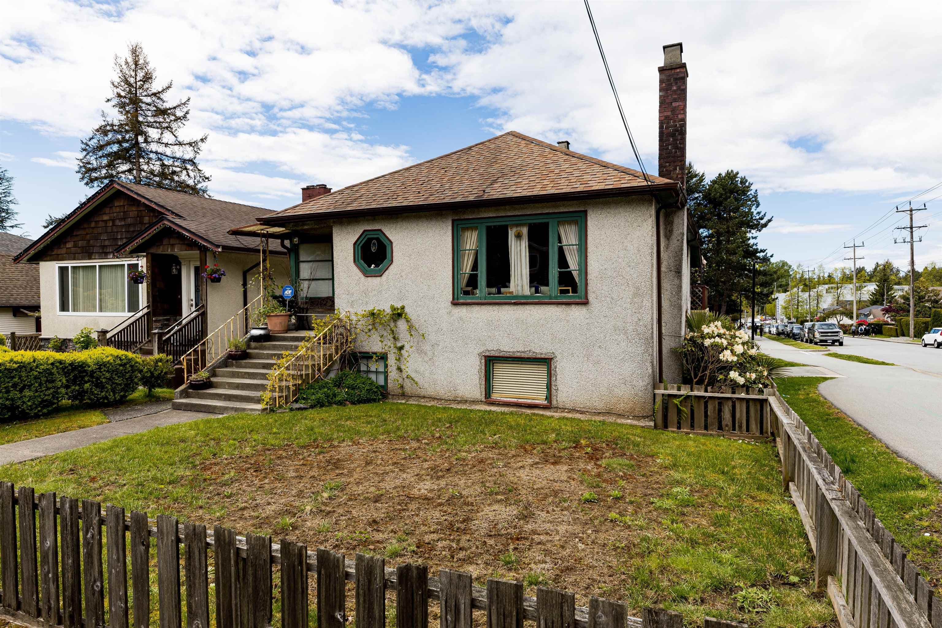 2057 Mahon Avenue, North Vancouver, V7M 2T6 — photo 1