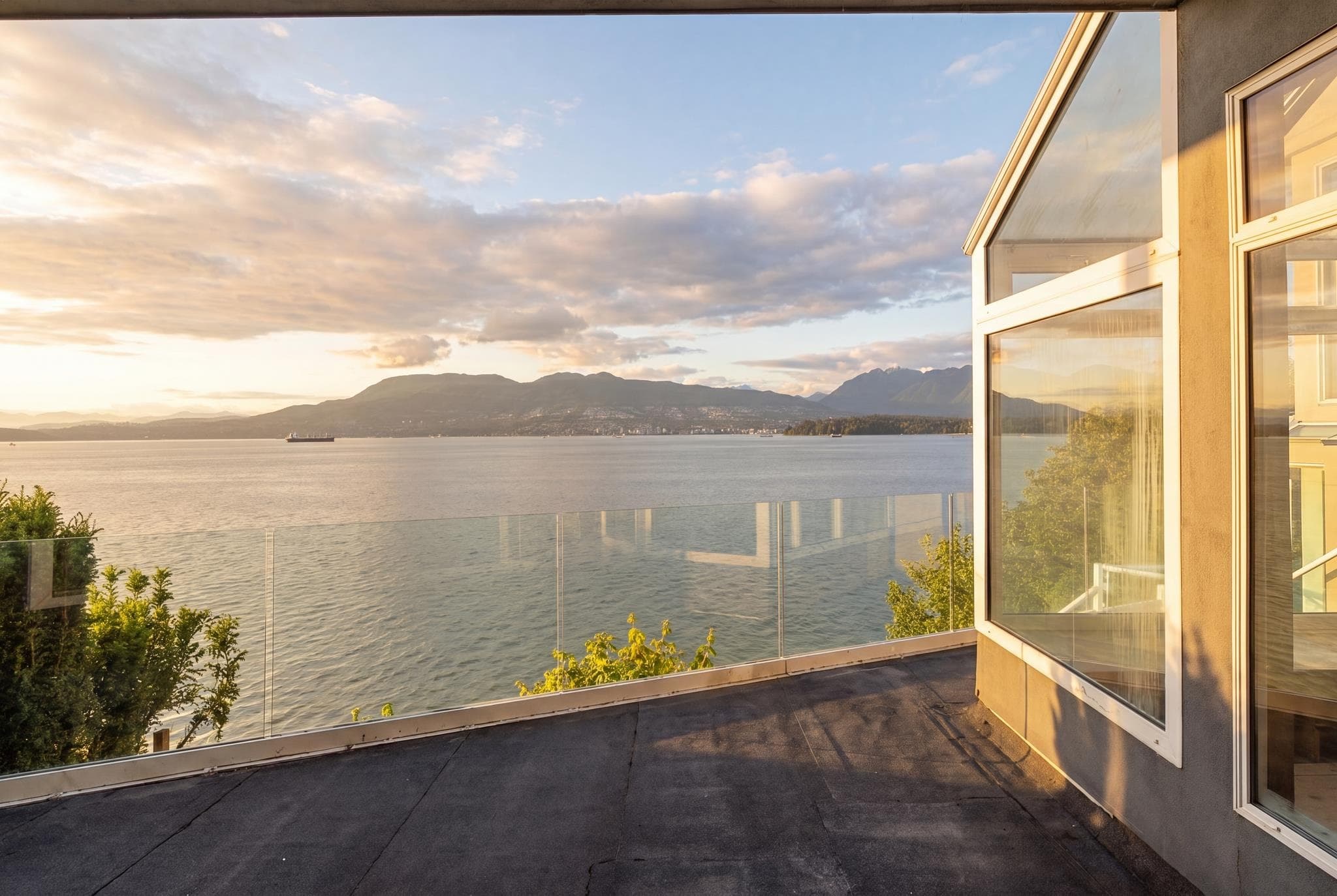 2711 Point Grey Road, Vancouver, V6K 1A4 — photo 3