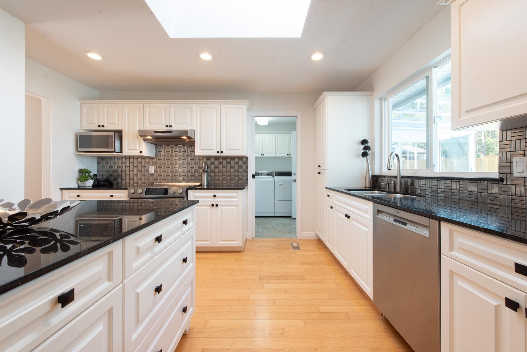 4144 Browning Road, Sechelt, V7Z 0A2 — photo 3
