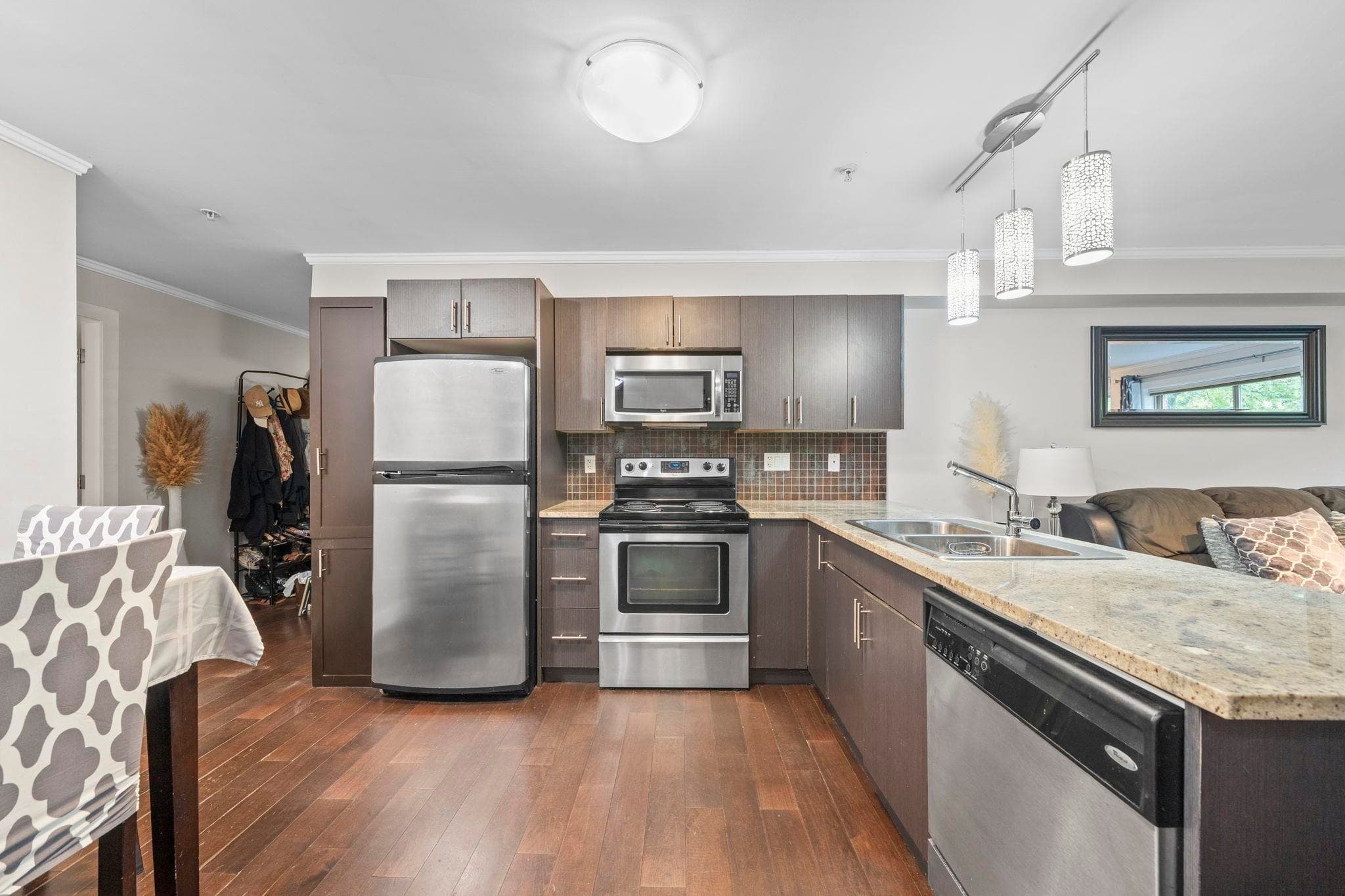 102 - 2228 Welcher Avenue, Port Coquitlam, V3C 1X3 — photo 2