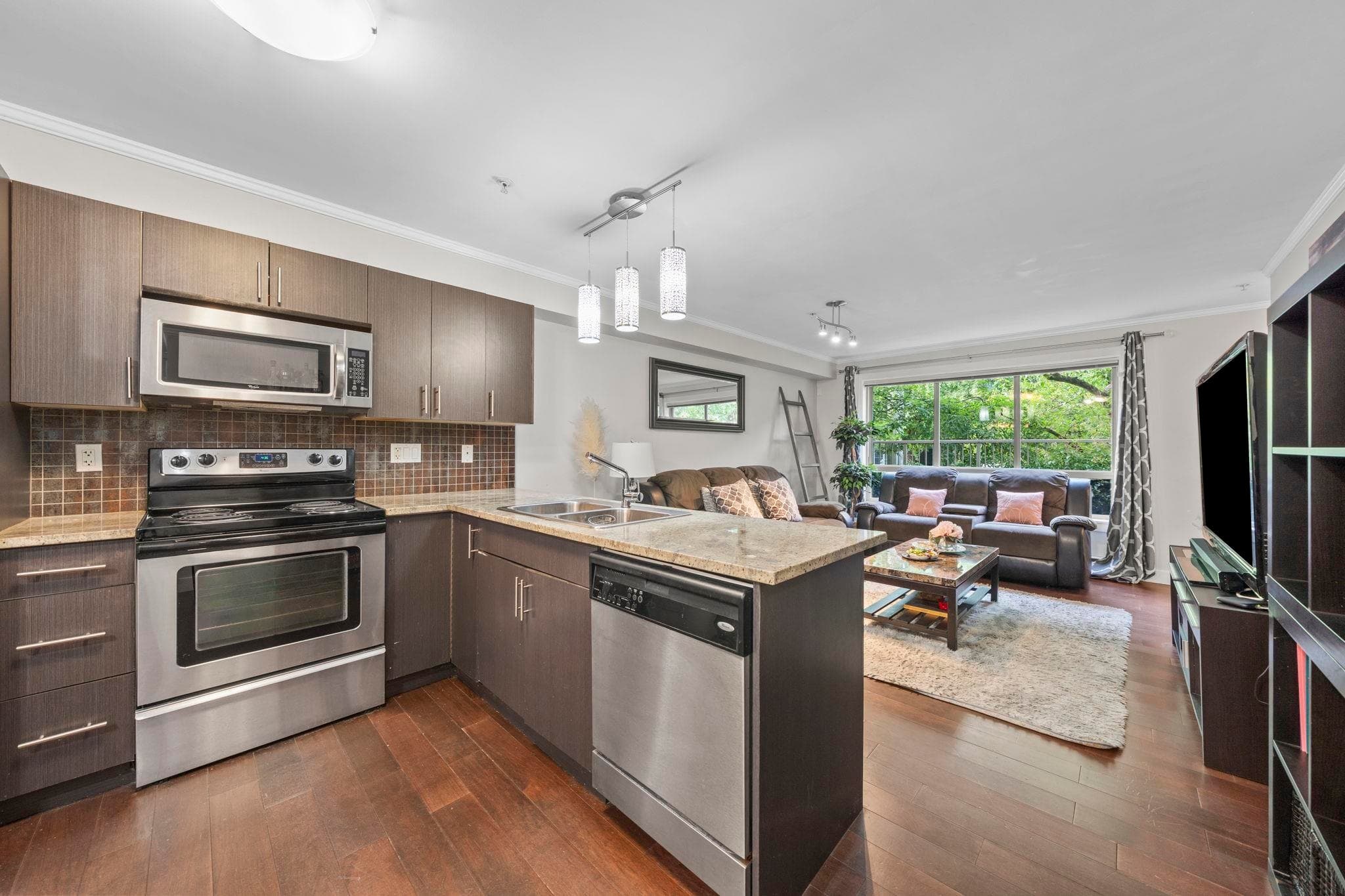 102 - 2228 Welcher Avenue, Port Coquitlam, V3C 1X3 — photo 1