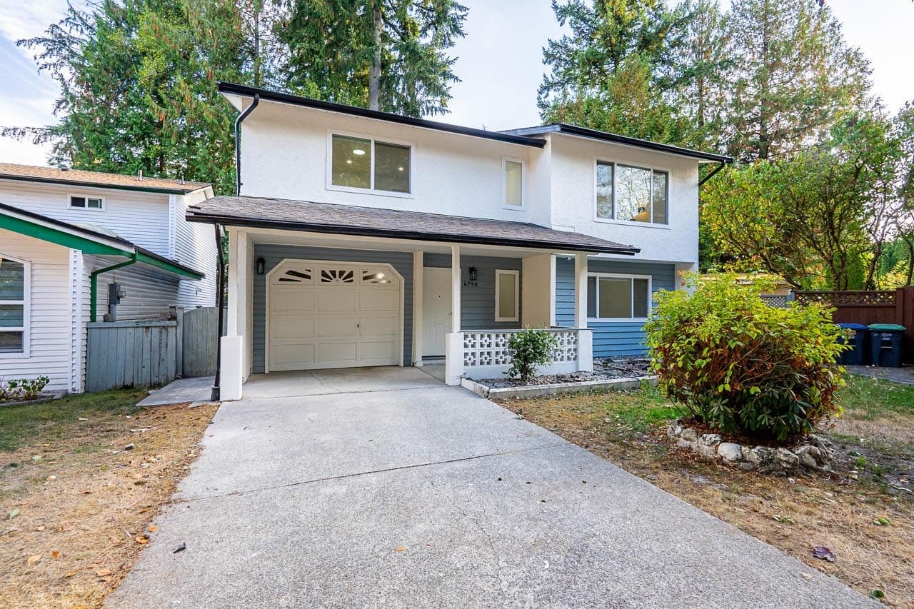 6738 128b Street, Surrey, V3W 7C4 — photo 2