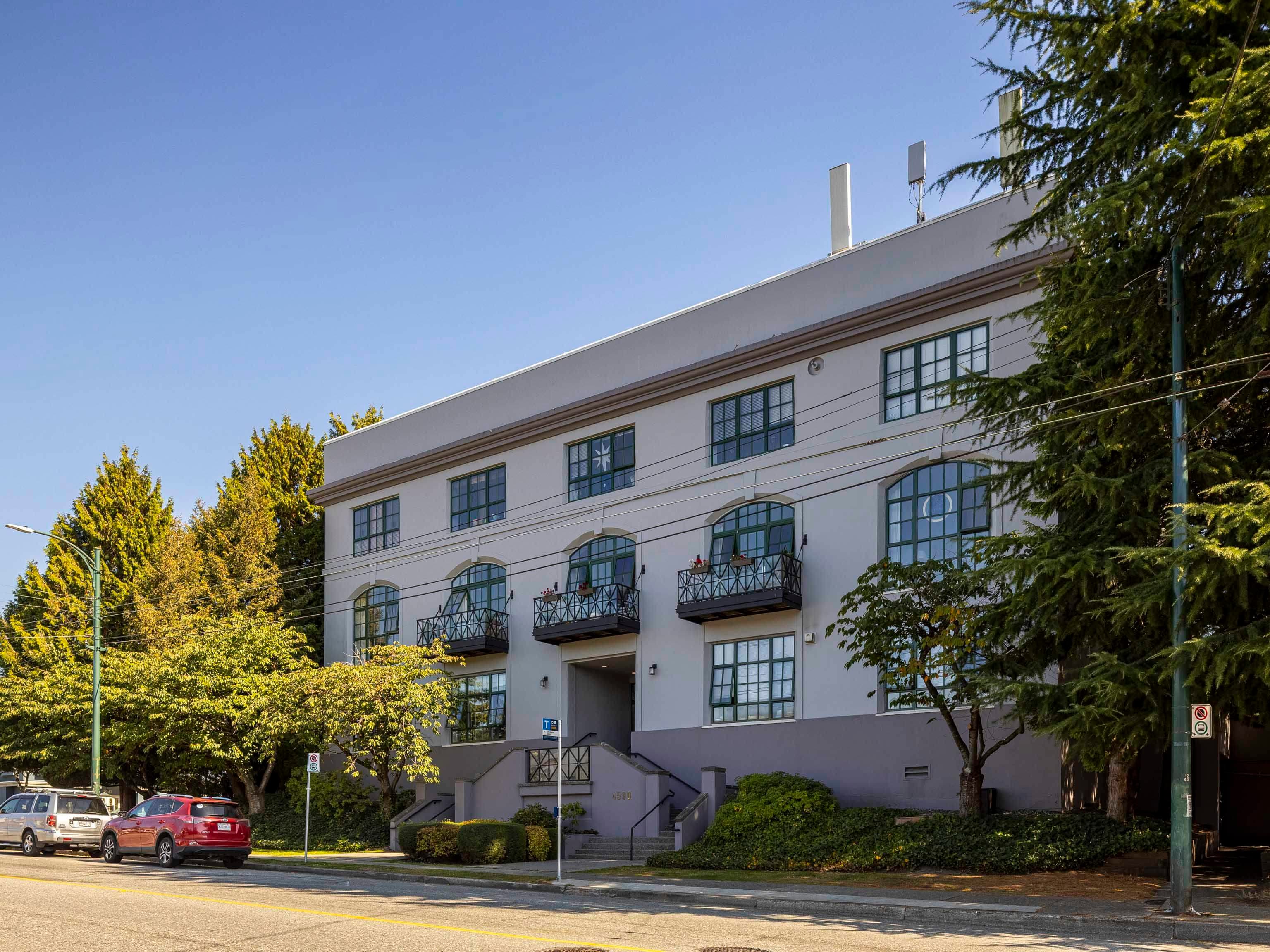 304 - 4590 Earles Street, Vancouver, V5R 6A2 — photo 2