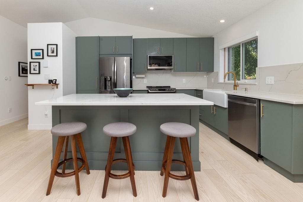 5700 Trident Avenue, Sechelt, V0N 3A0 — photo 3