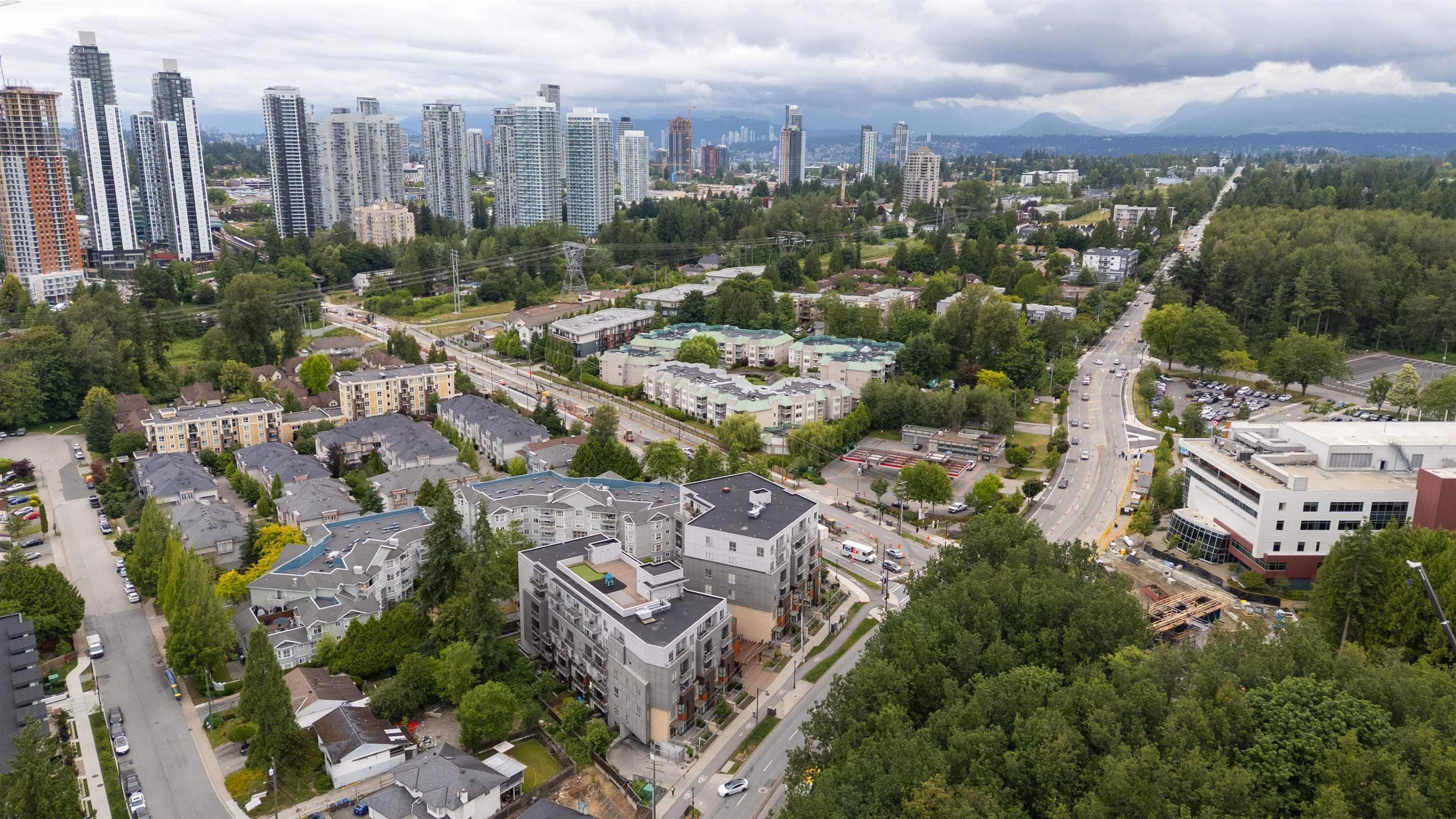 201 - 13883 Laurel Drive, Surrey, V3T 1A8 — photo 3