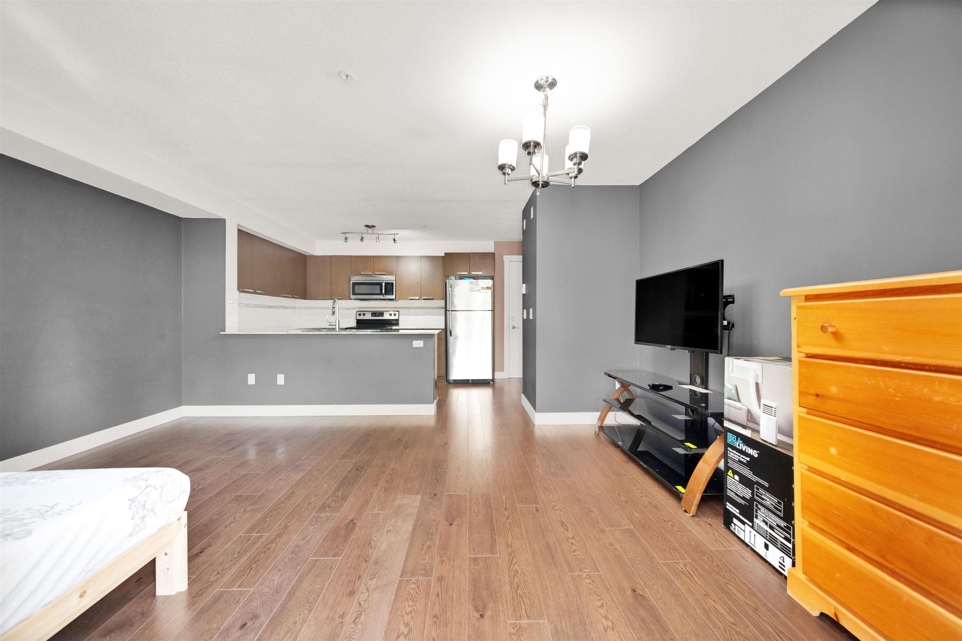 201 - 13883 Laurel Drive, Surrey, V3T 1A8 — photo 4