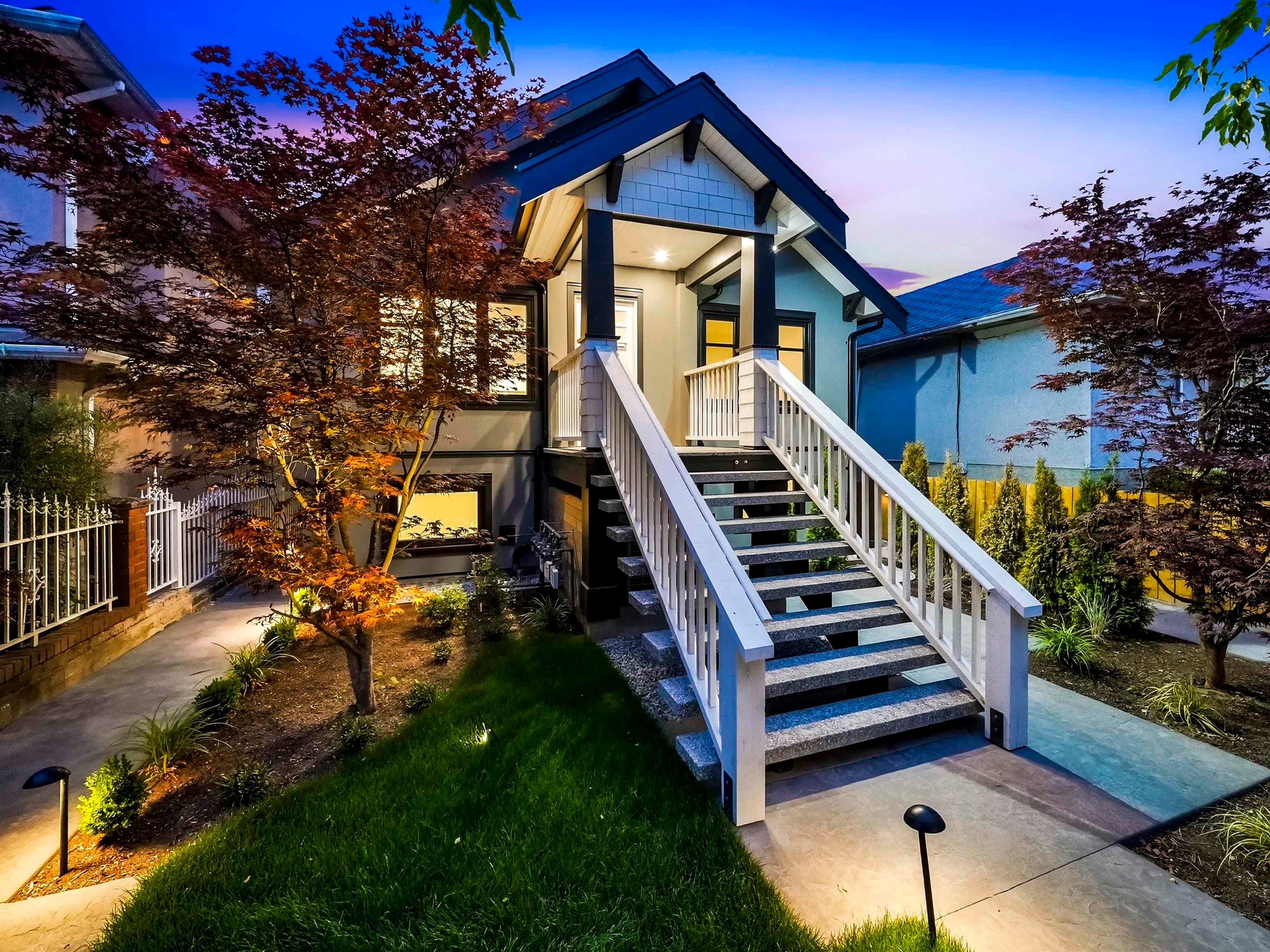 1 - 2339 Parker Street, Vancouver