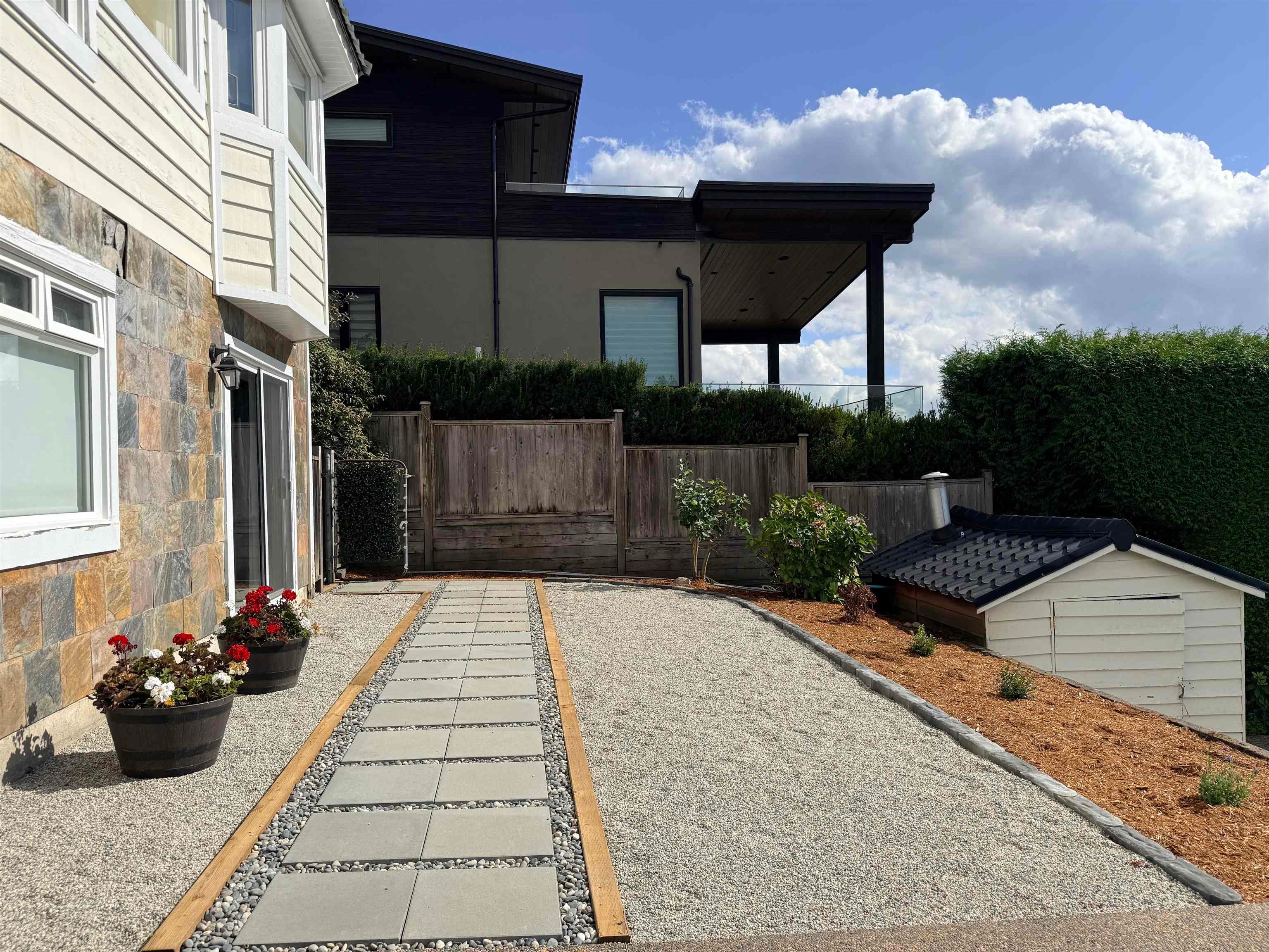 1480 Tyrol Road, West Vancouver