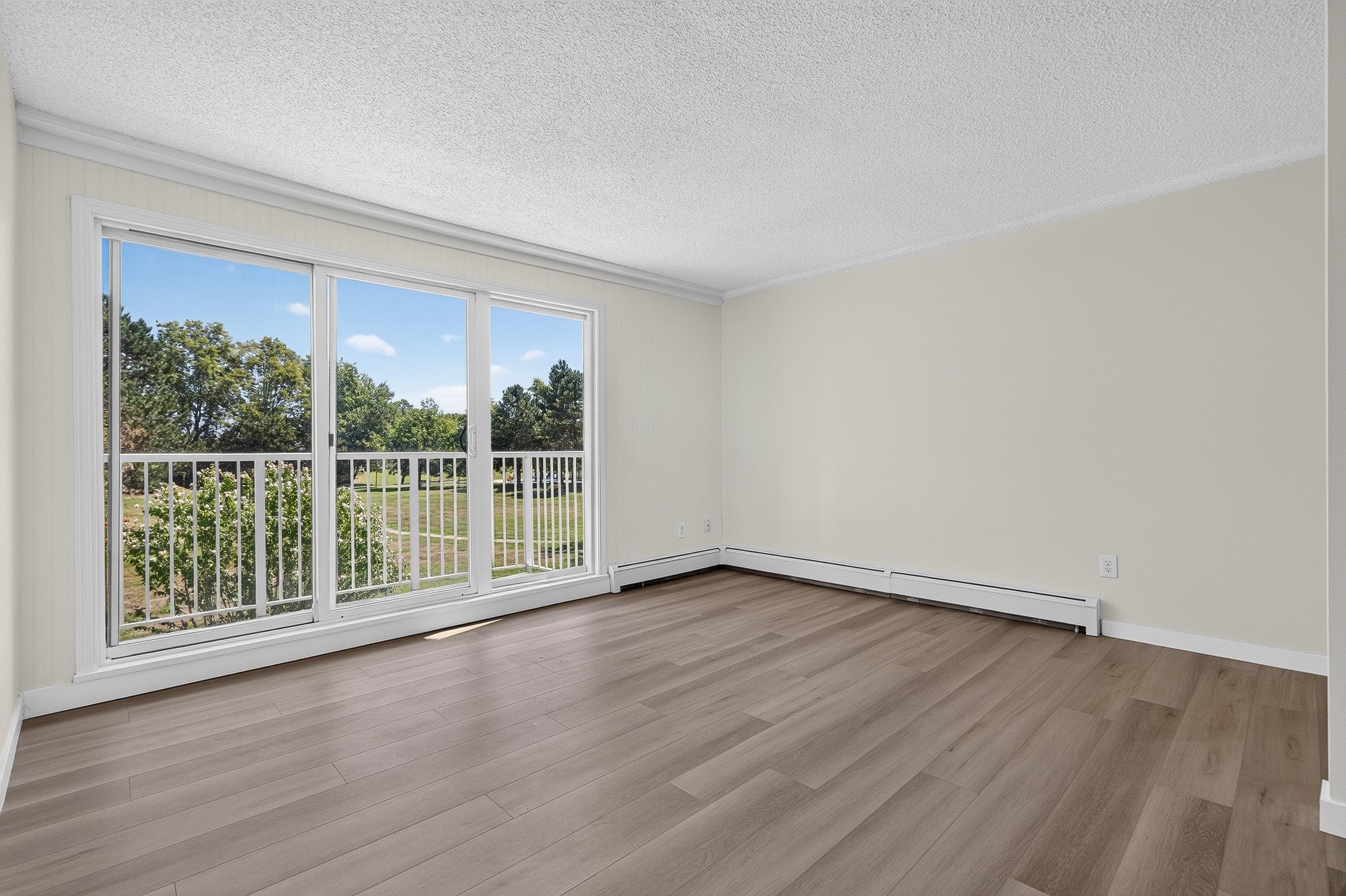 203 - 7220 Lindsay Road, Richmond, V7C 3M6 — photo 1