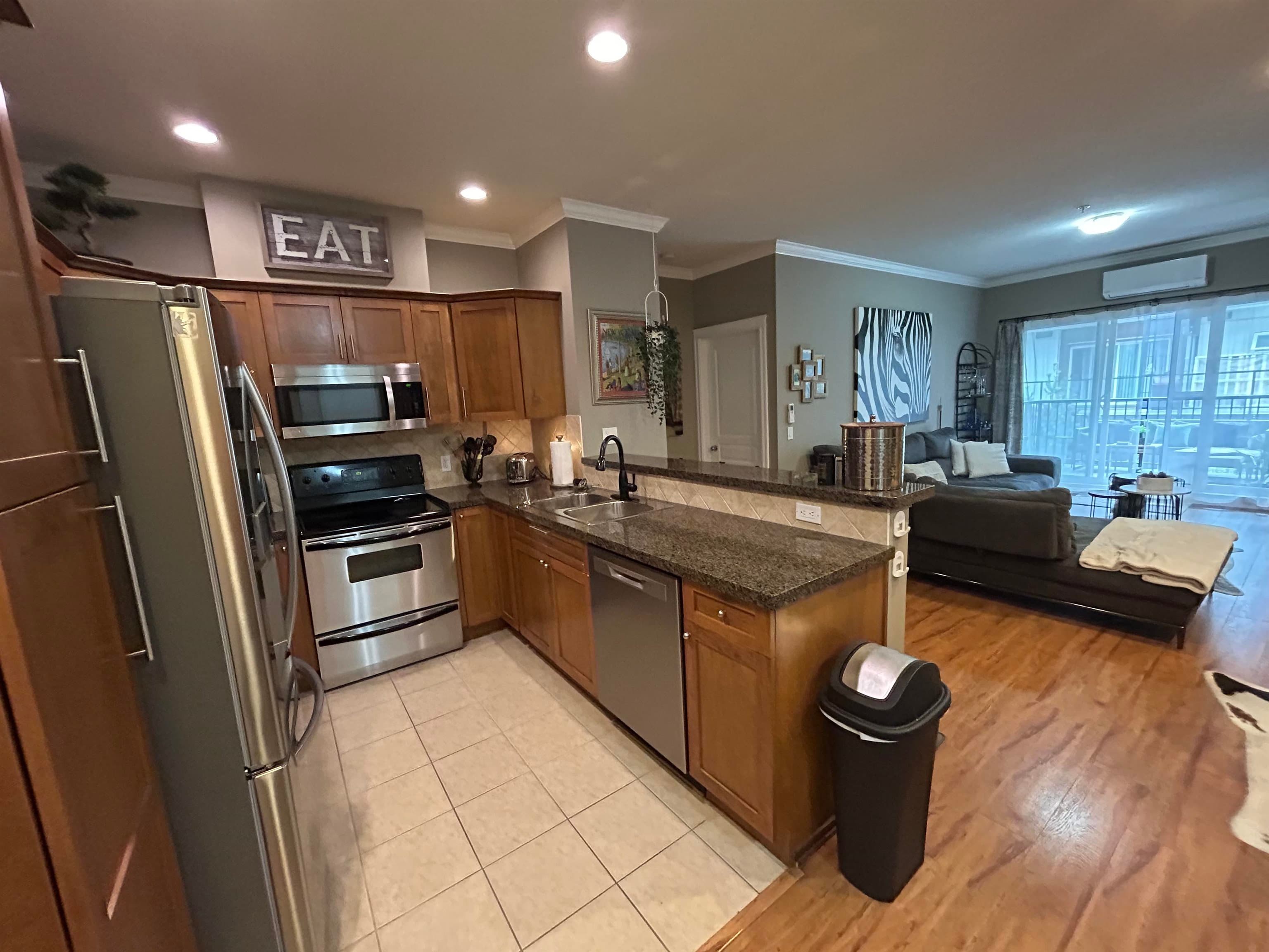 305 - 12090 227th Street, Maple Ridge, V2X 6J5 — photo 3