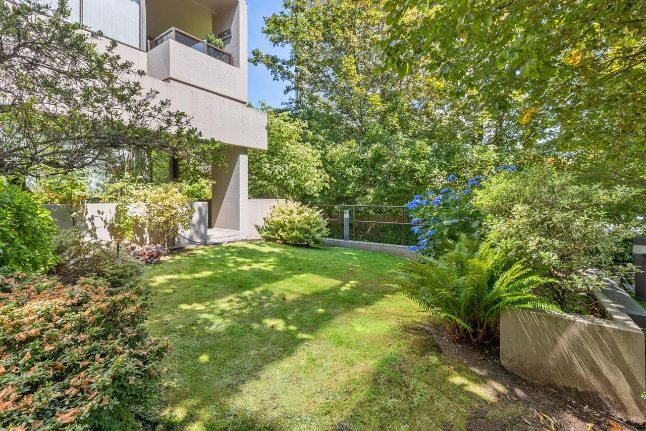 1737 Duchess Avenue, West Vancouver, V7V 1P8 — photo 4
