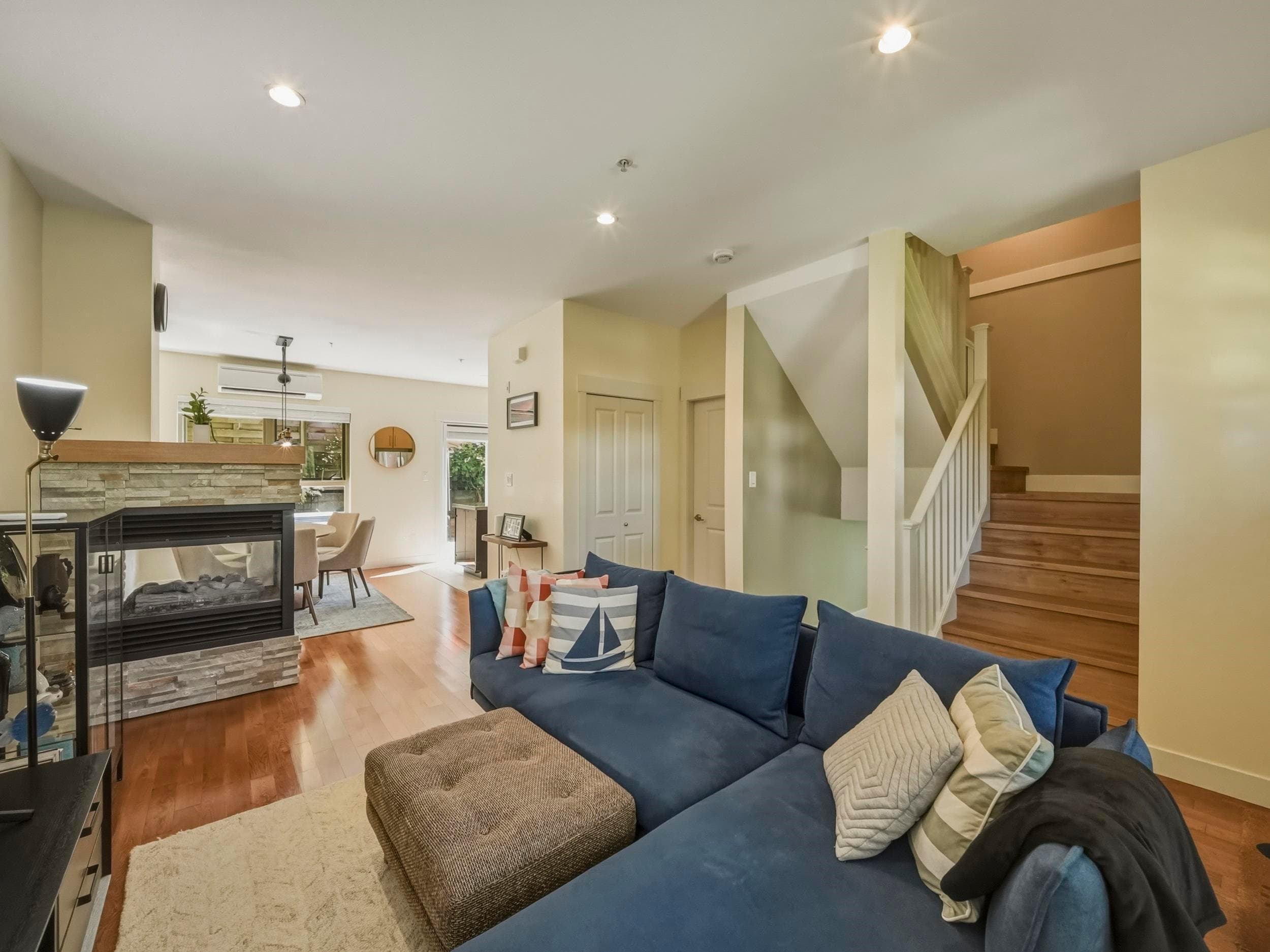 2990 Chesterfield Avenue, North Vancouver, V7N 3M6 — photo 5