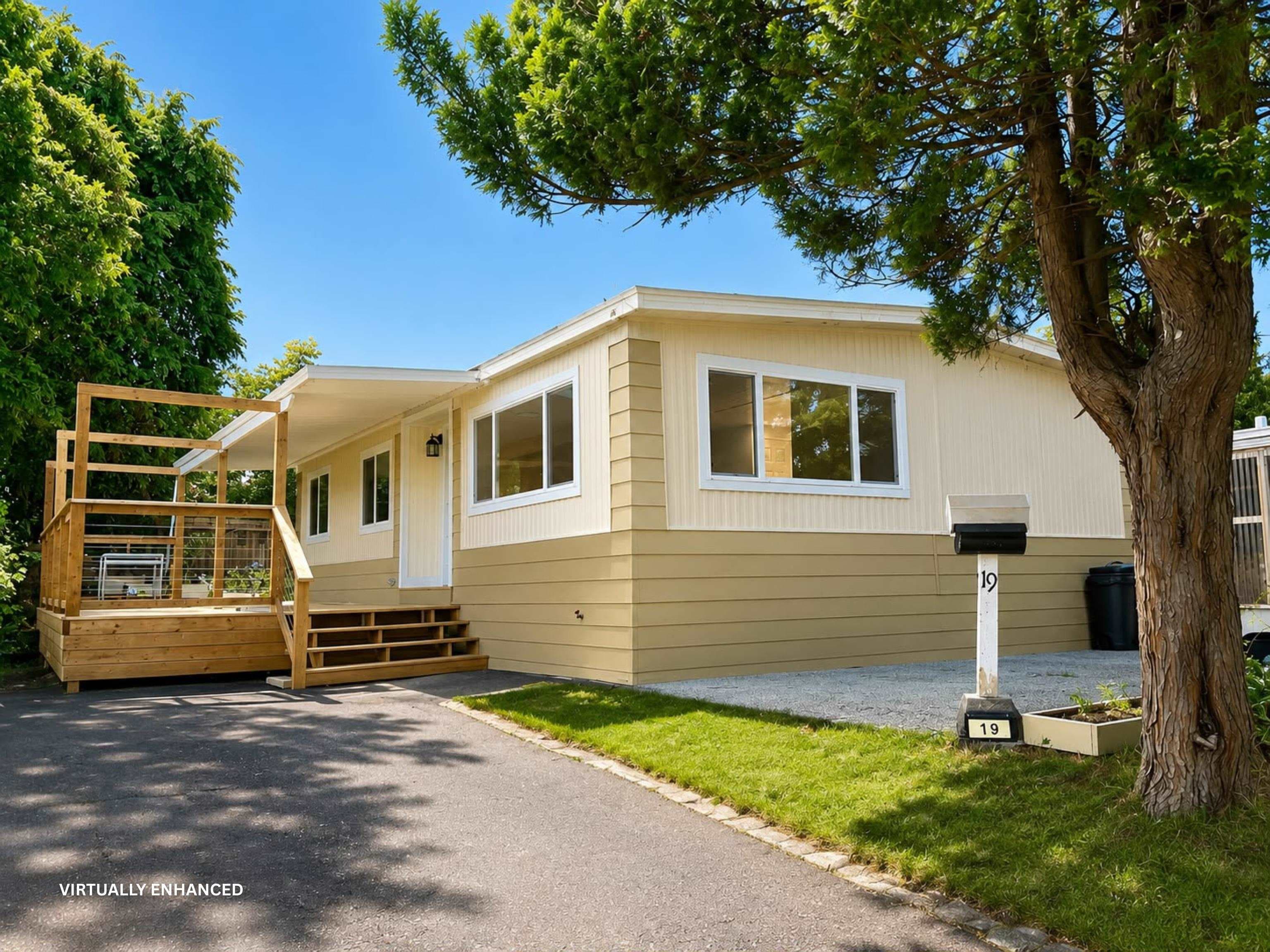 19 - 13650 80 Avenue, Surrey, V3W 6J8 — photo 1