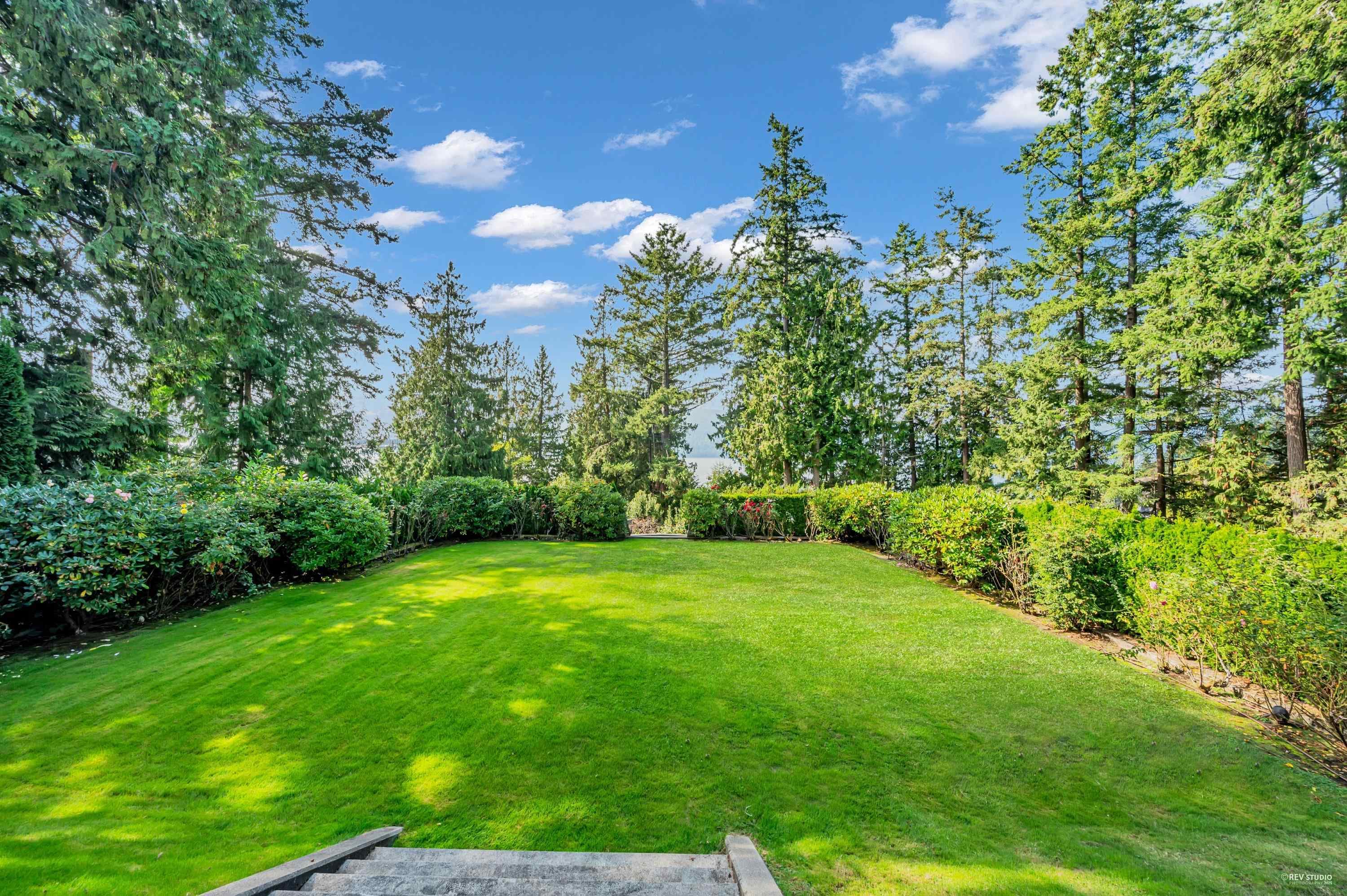 6089 Gleneagles Drive, West Vancouver, V7W 1W1 — photo 4