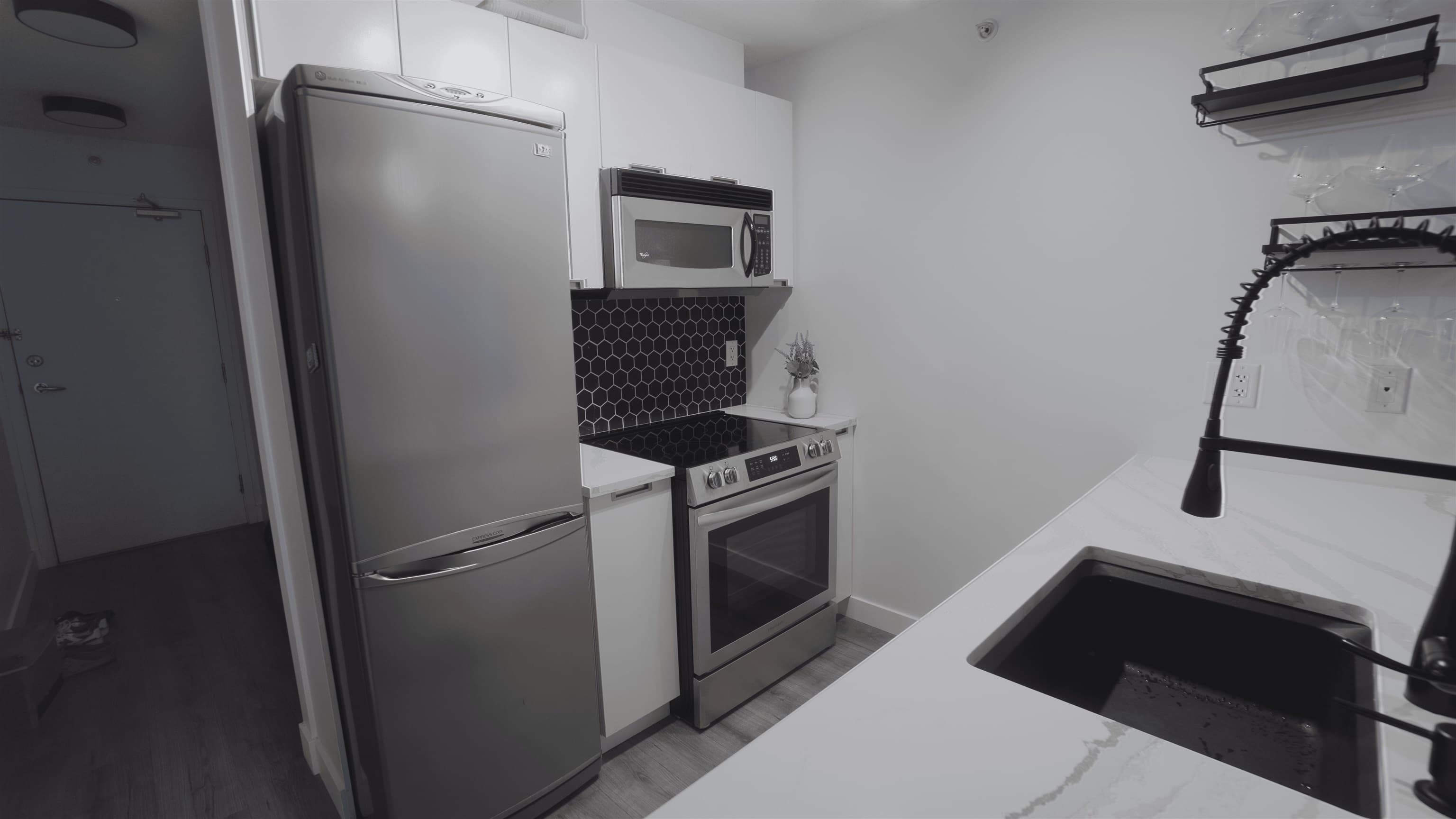 312 - 1082 Seymour Street, Vancouver, V6B 1X9 — photo 3