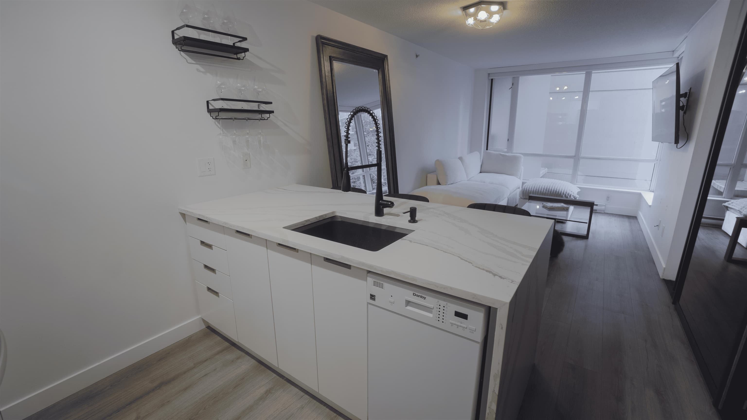 312 - 1082 Seymour Street, Vancouver, V6B 1X9 — photo 4