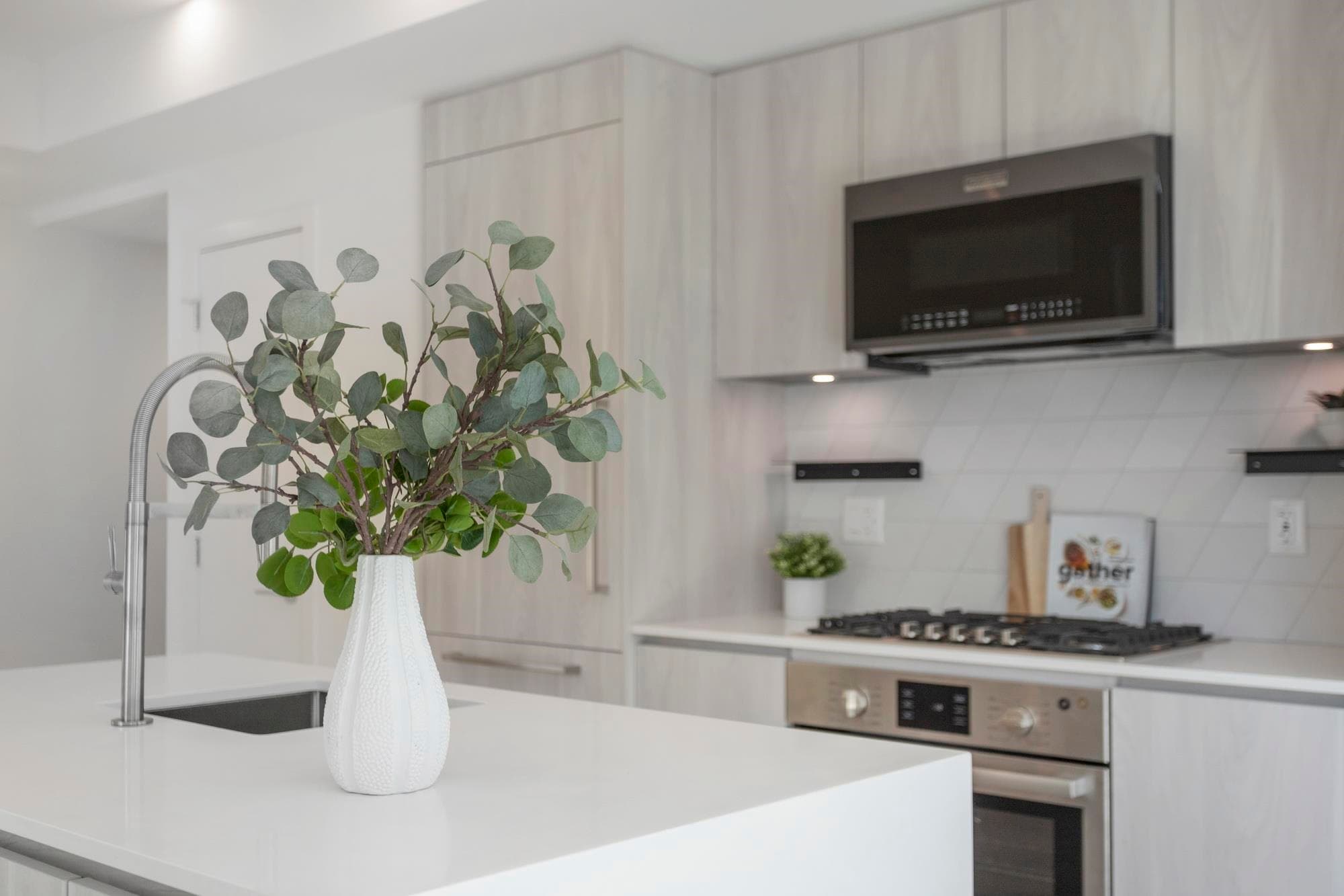 204 - 3264 Vanness Avenue, Vancouver