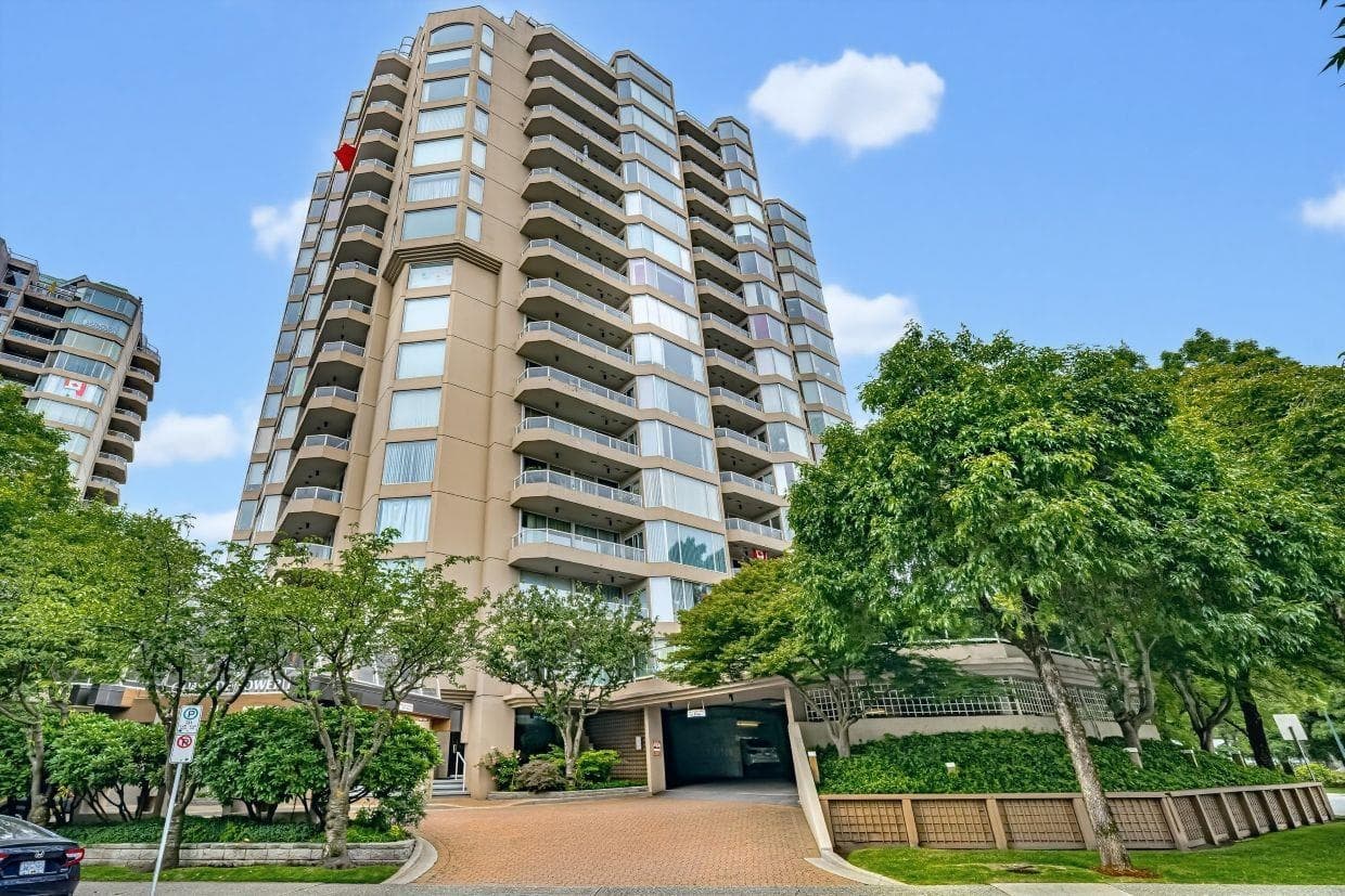 1606 - 1045 Quayside Drive, New Westminster, V3M 6C9 — photo 1