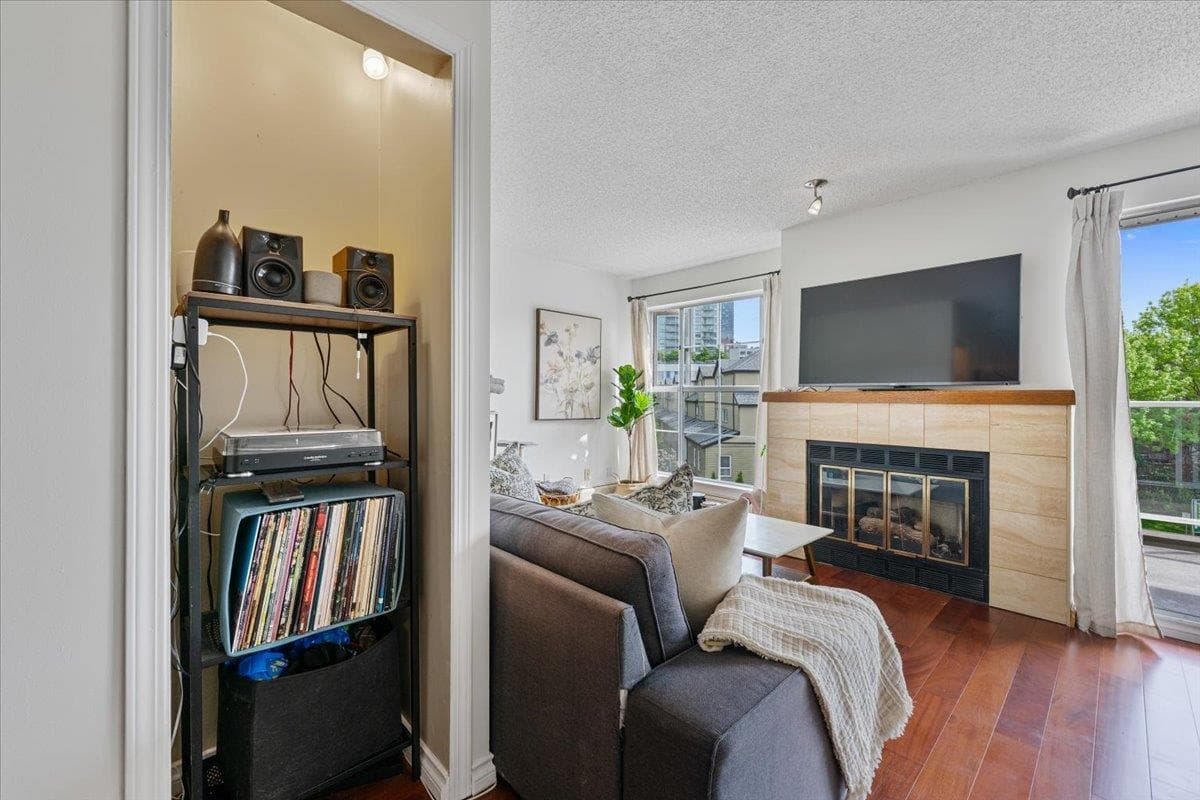 313 - 12 K De K Court, New Westminster, V3M 6C5 — photo 3