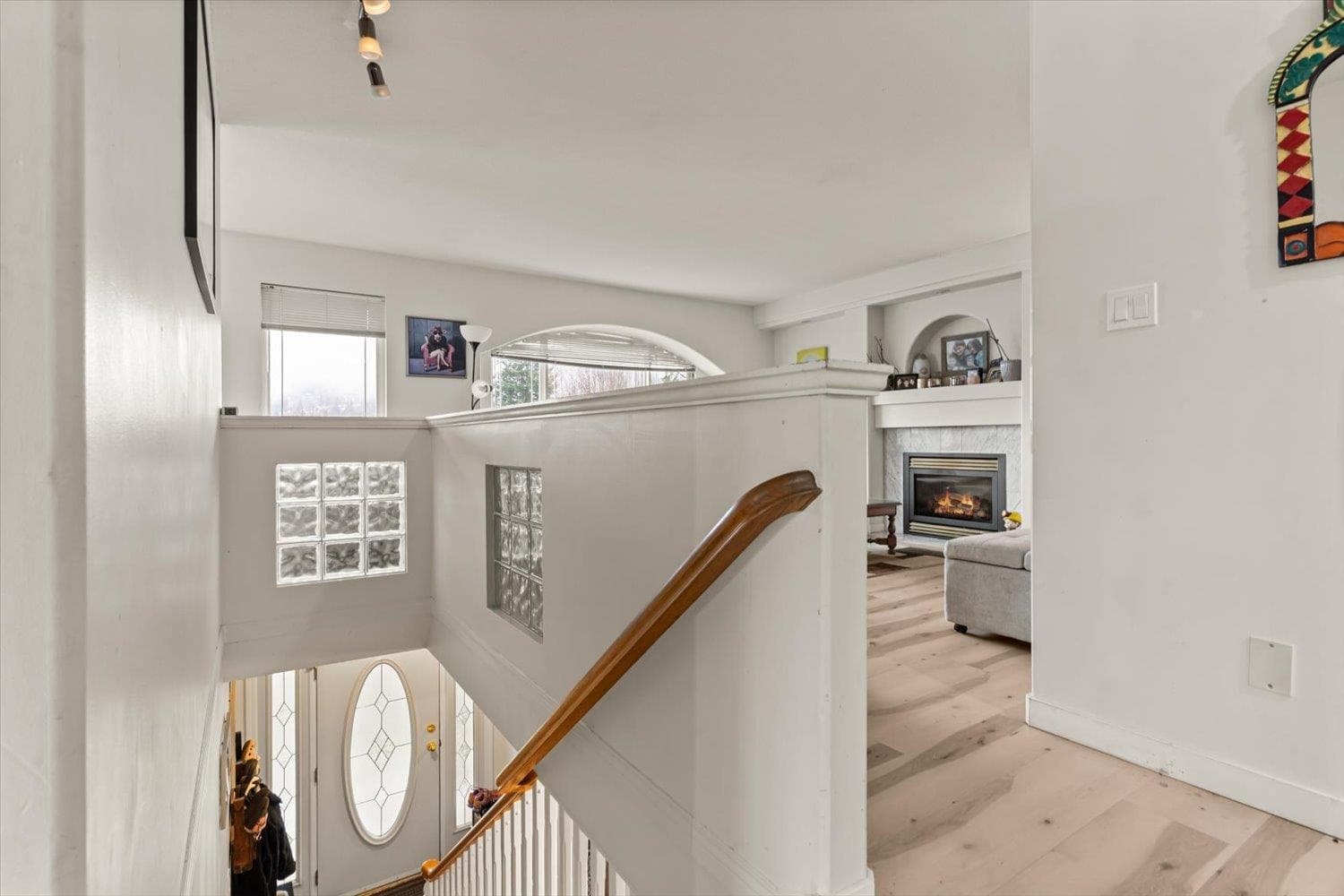 5635 Viewpoint Place, Chilliwack, V2R 3Y4 — photo 2