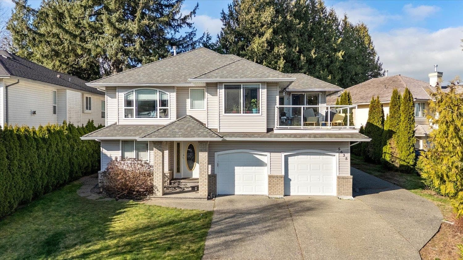 5635 Viewpoint Place, Chilliwack, V2R 3Y4 — photo 1