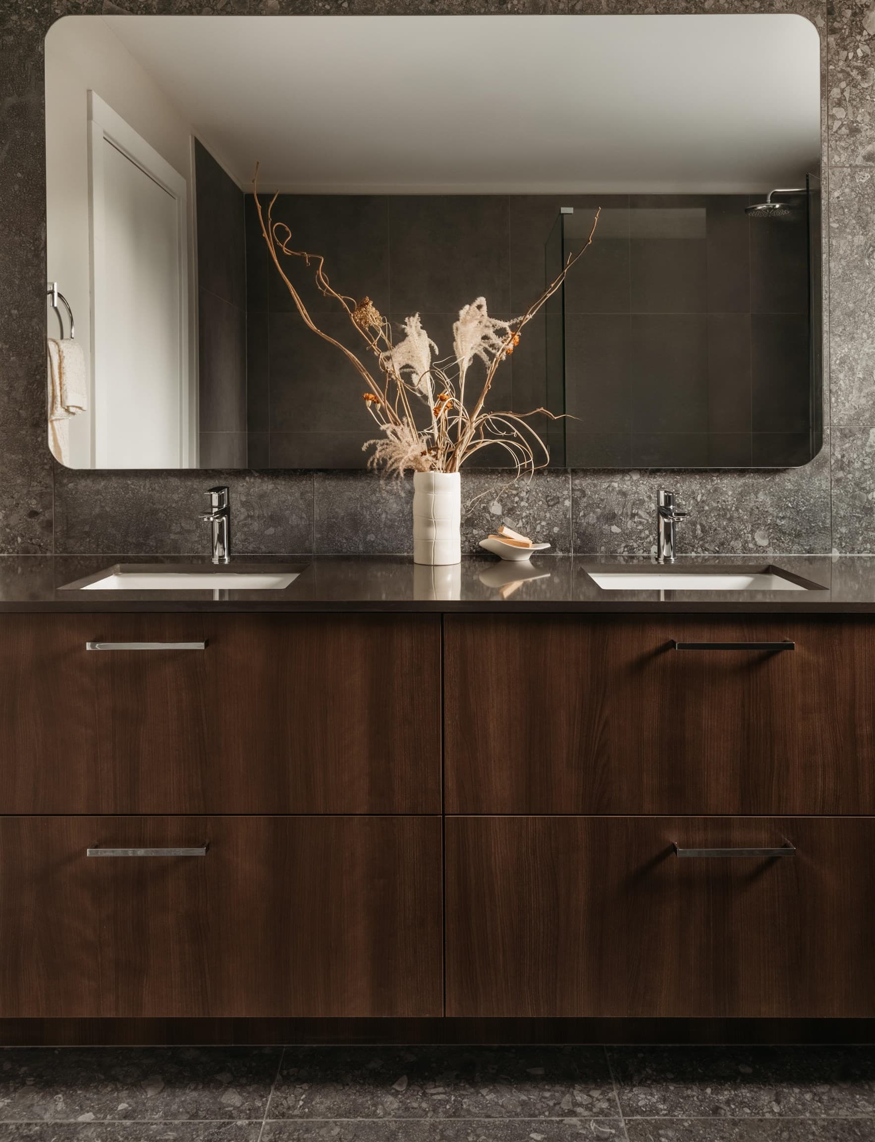 208 - 2380 Emery Court, North Vancouver, V0V 0V0 — photo 4