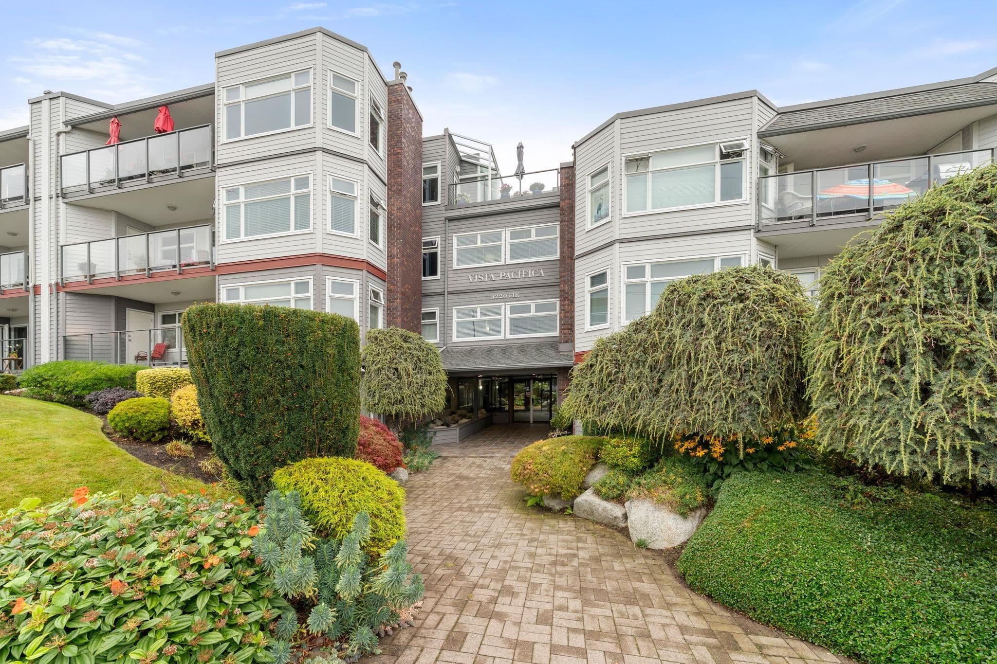 412 - 1220 Fir Street, White Rock