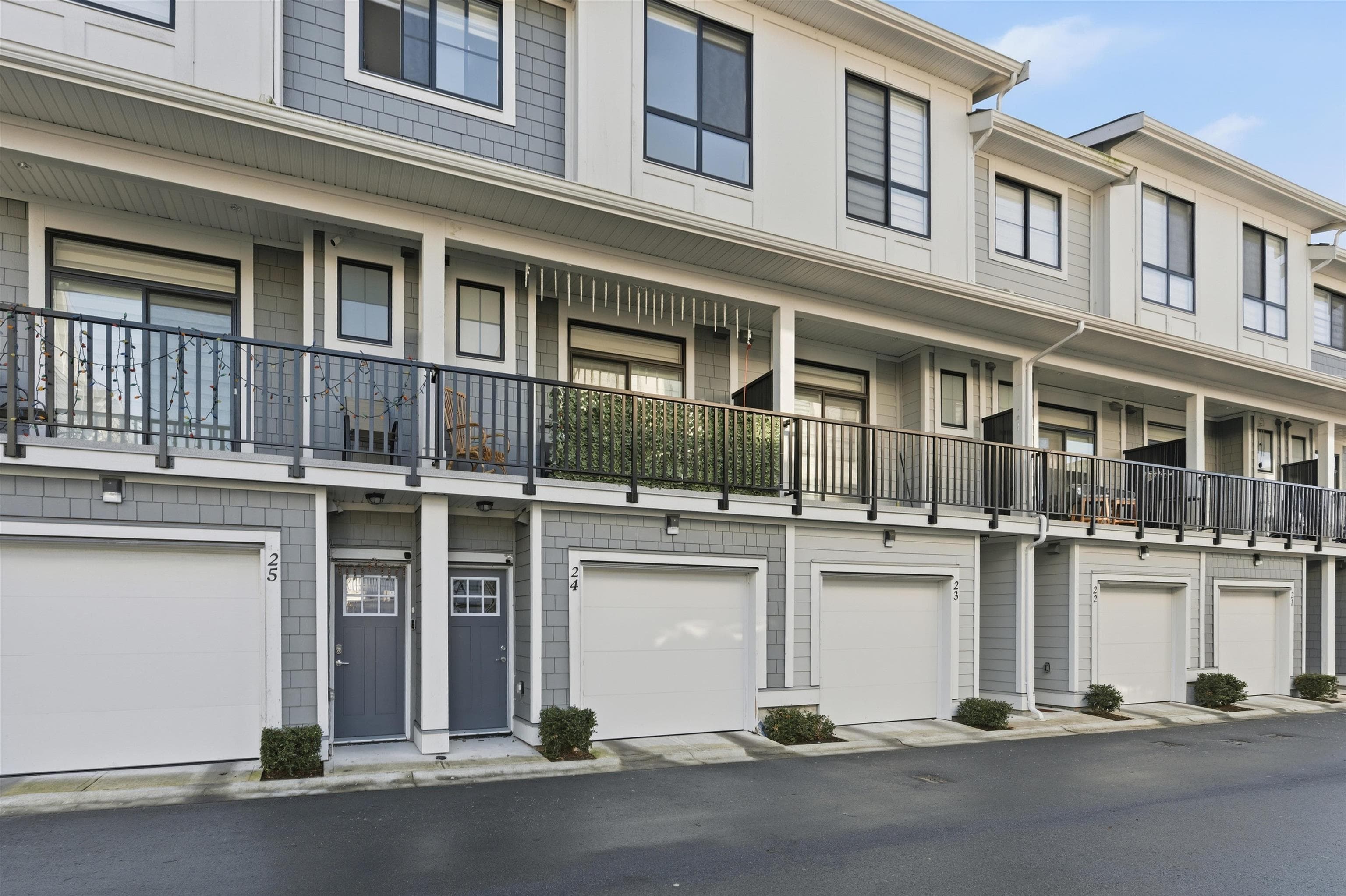 24 - 11556 72a Avenue, Delta