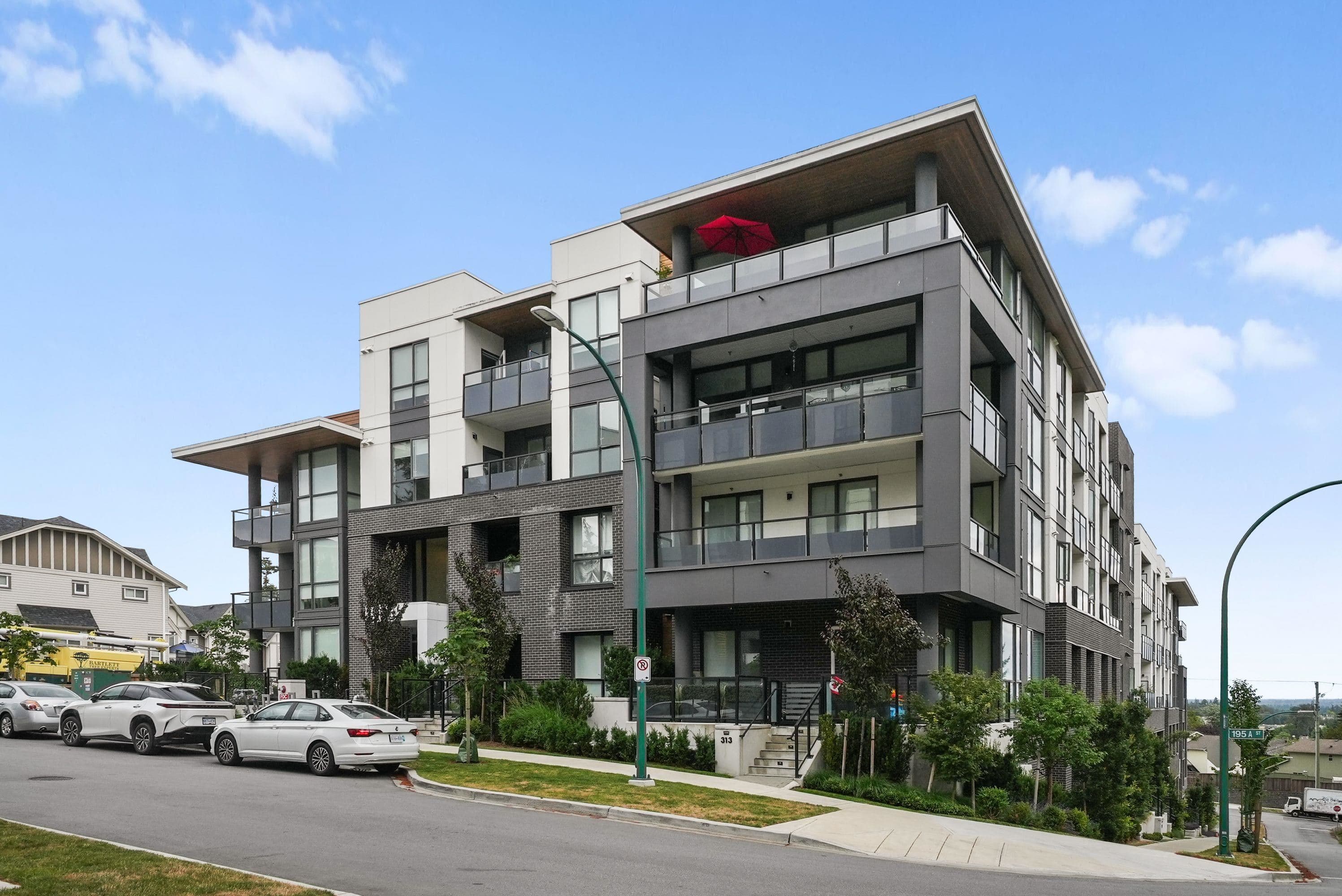 209 - 19577 65b Street, Surrey