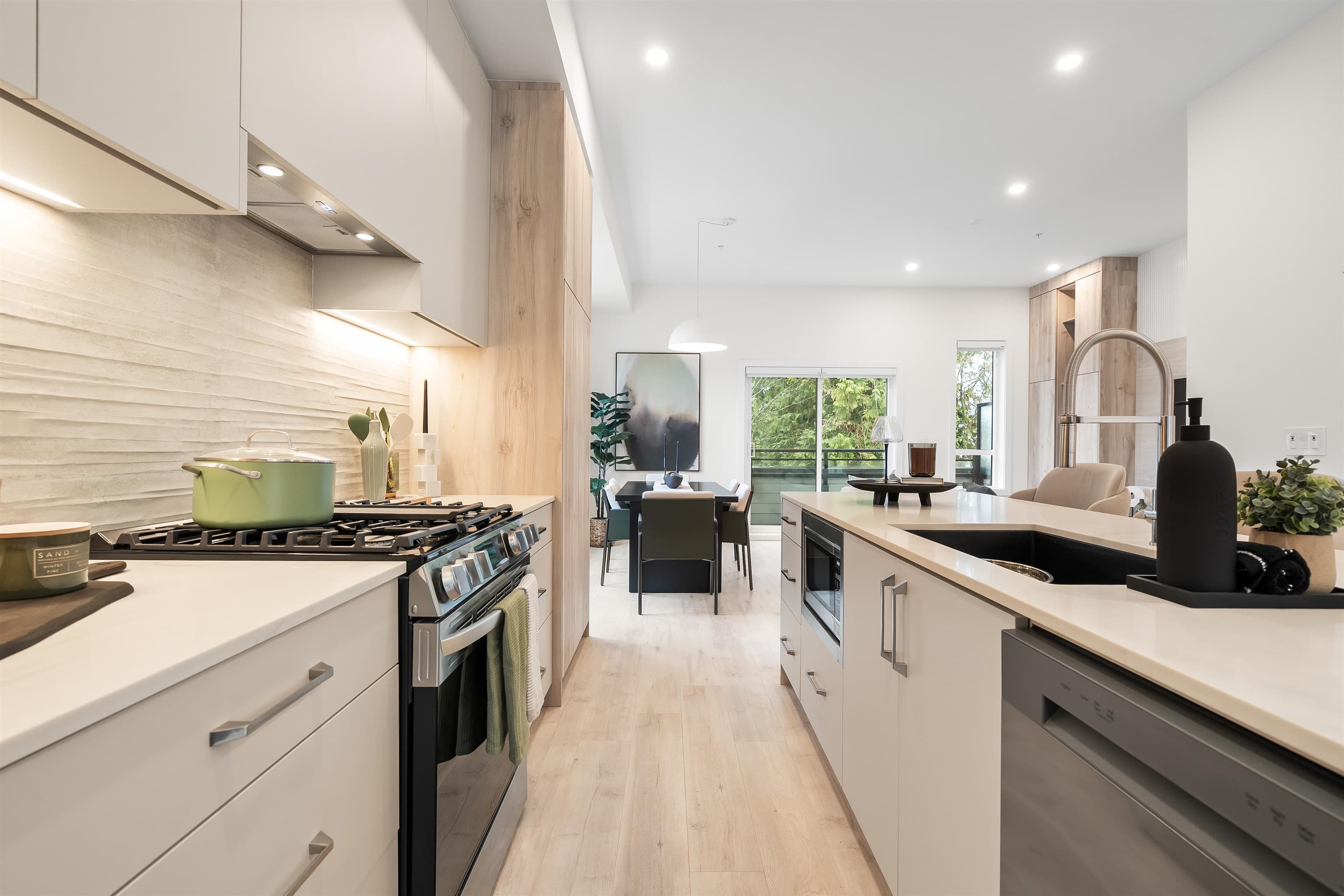 9 - 4558 208 Street, Langley, V3A 6M2 — photo 3
