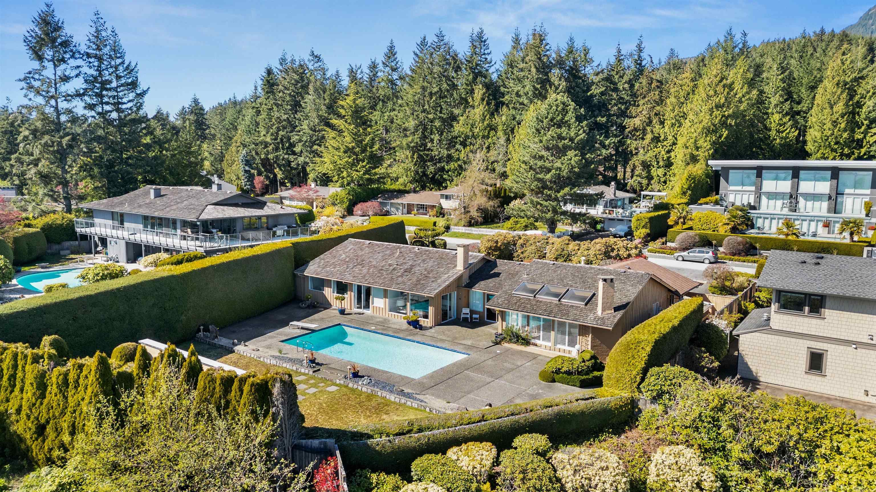 4211 Rockridge Crescent, West Vancouver, V7W 1A9 — photo 5