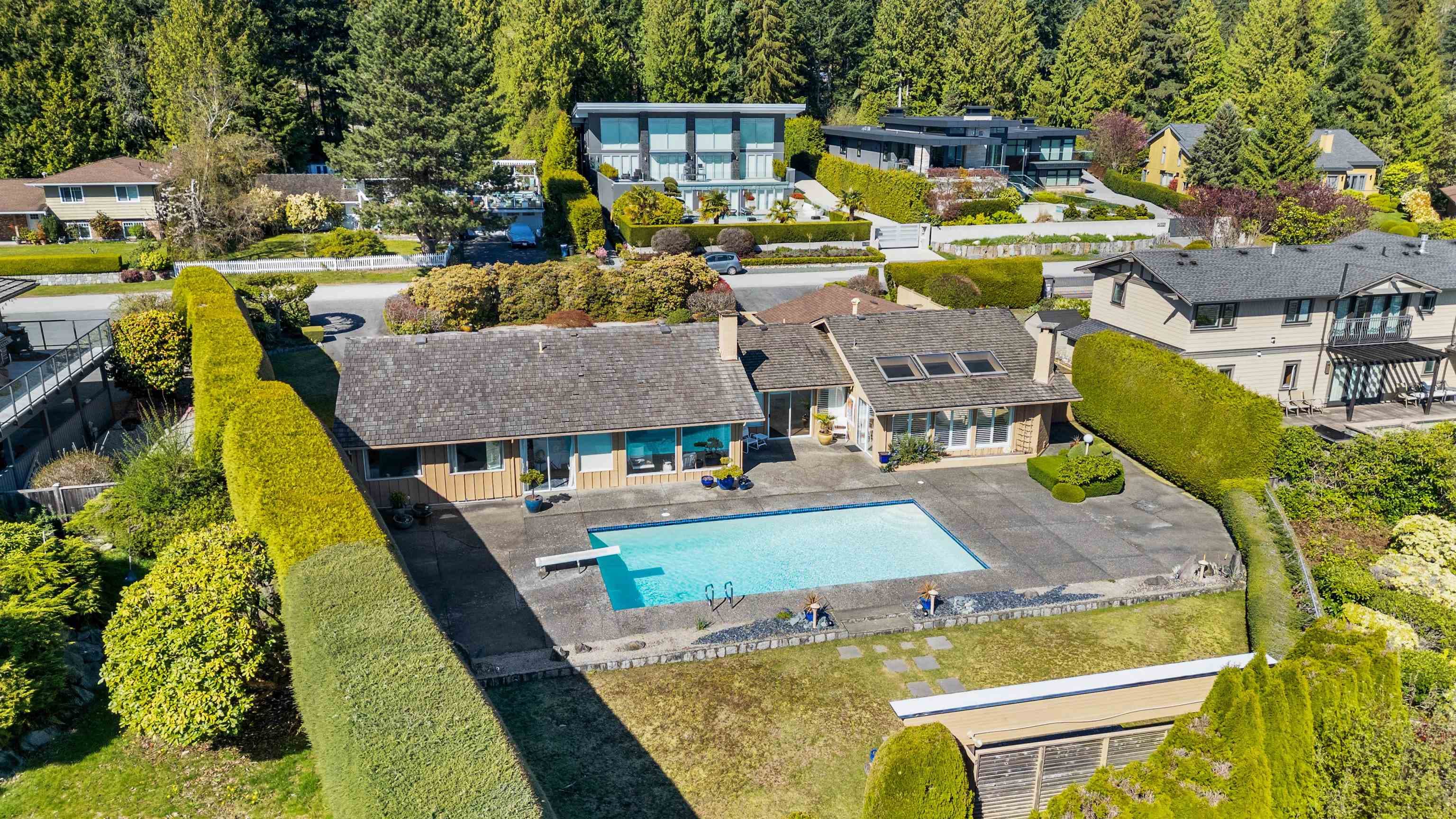 4211 Rockridge Crescent, West Vancouver, V7W 1A9 — photo 4