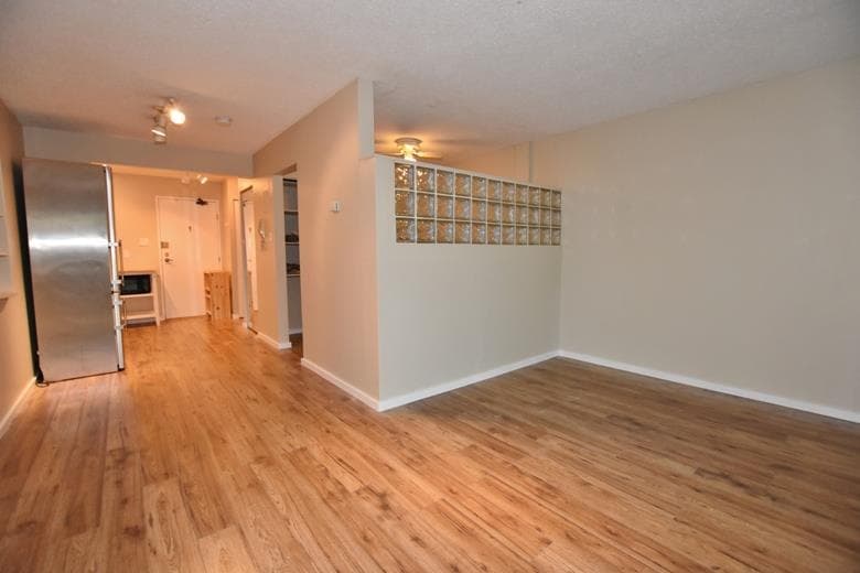 203 - 1950 W 8th Avenue, Vancouver, V6J 1W3 — photo 4