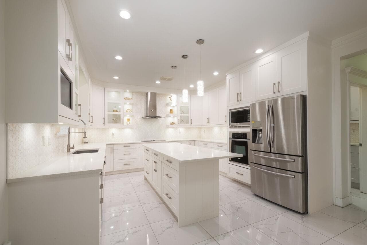 UPPER - 14229 114 Avenue, Surrey, V3R 1P2 — photo 4