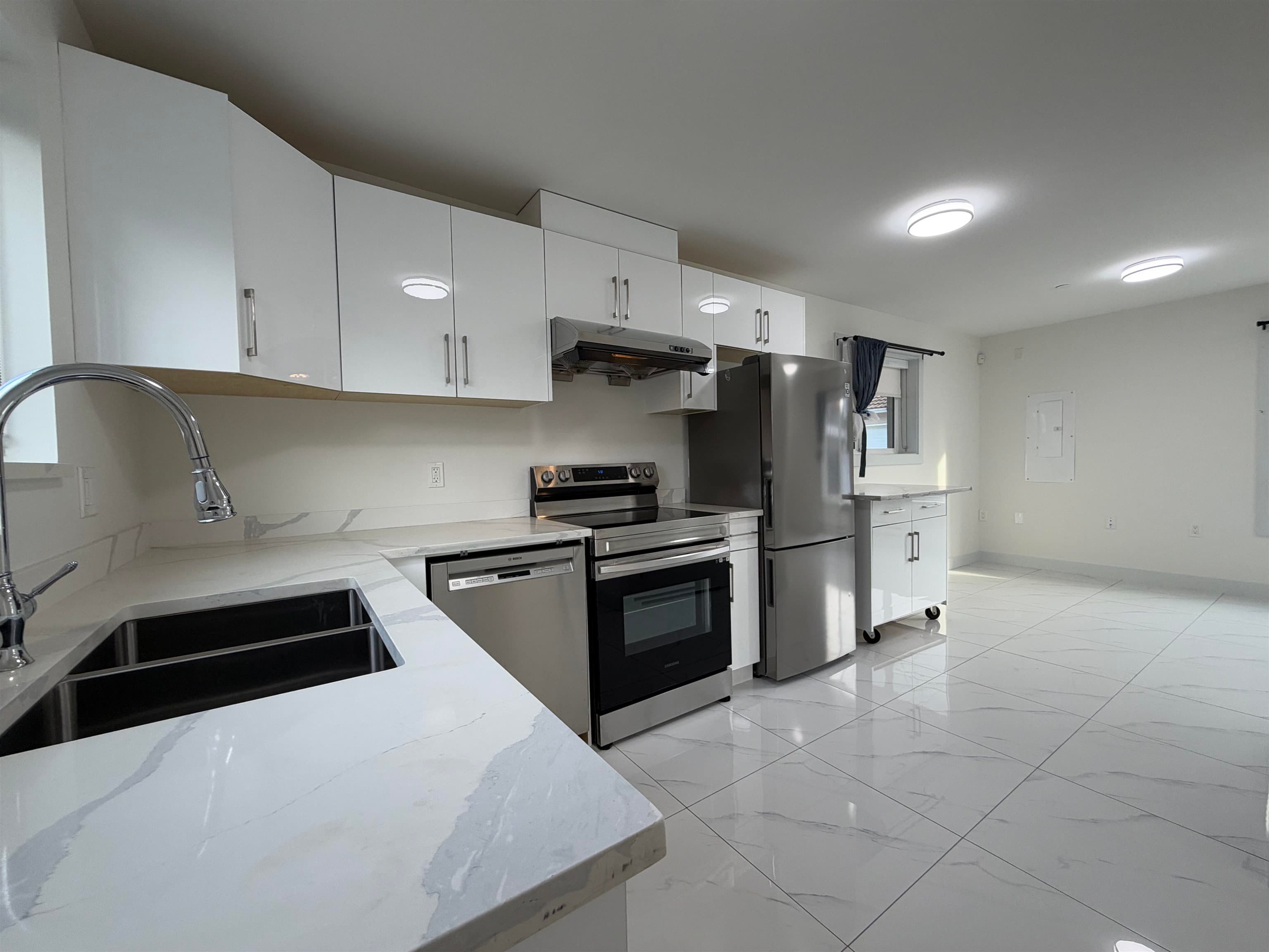 3 - 1052 E 50th Avenue, Vancouver, V5X 1B8 — photo 3