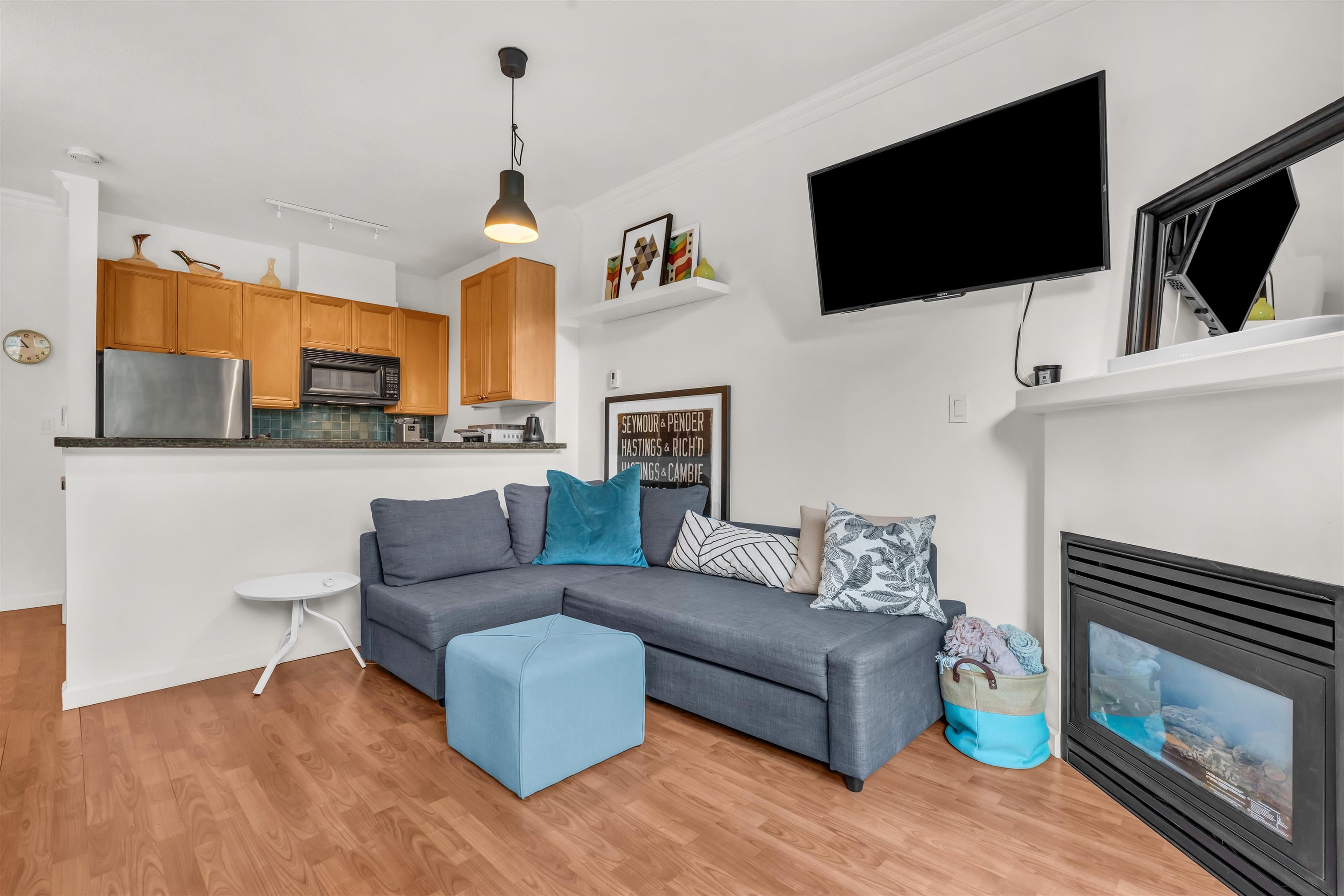307 - 928 W Richards Street Street, Vancouver, V6B 6P6 — photo 4