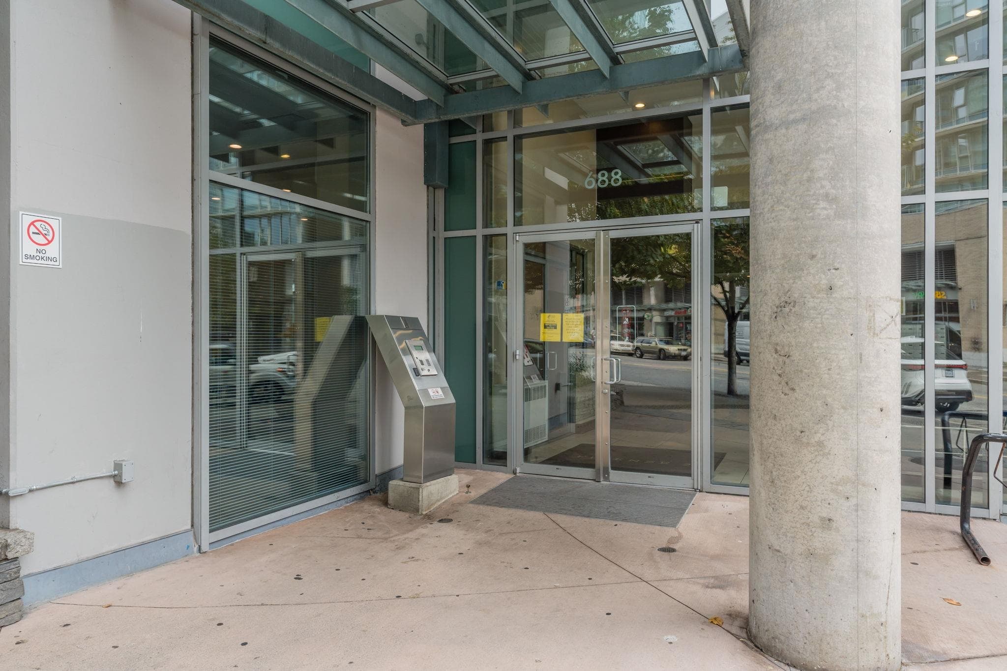 3505 - 688 Abbott Street, Vancouver, V6B 0B9 — photo 5