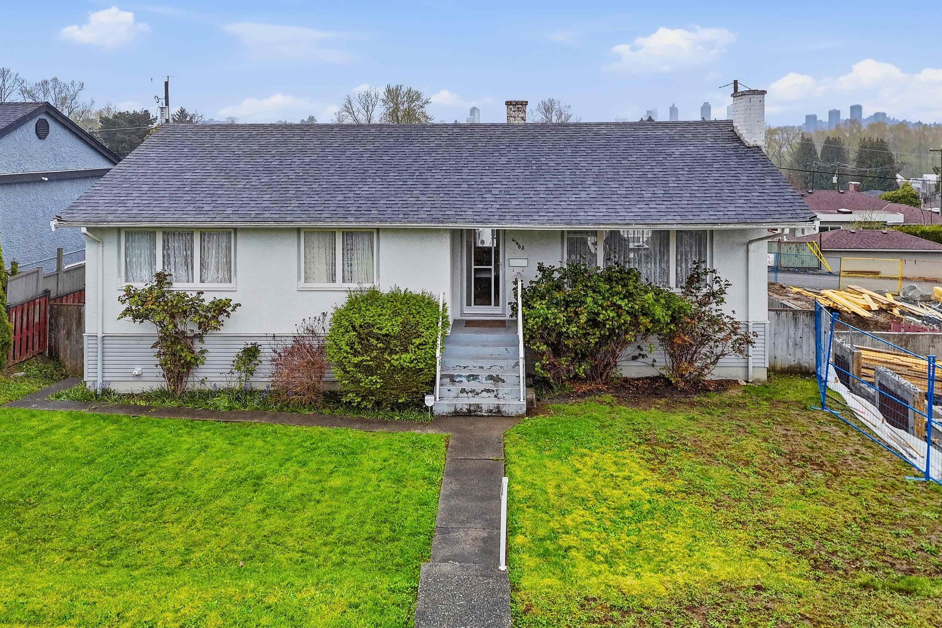 4465 Price Crescent, Burnaby, V5G 2N5 — photo 1