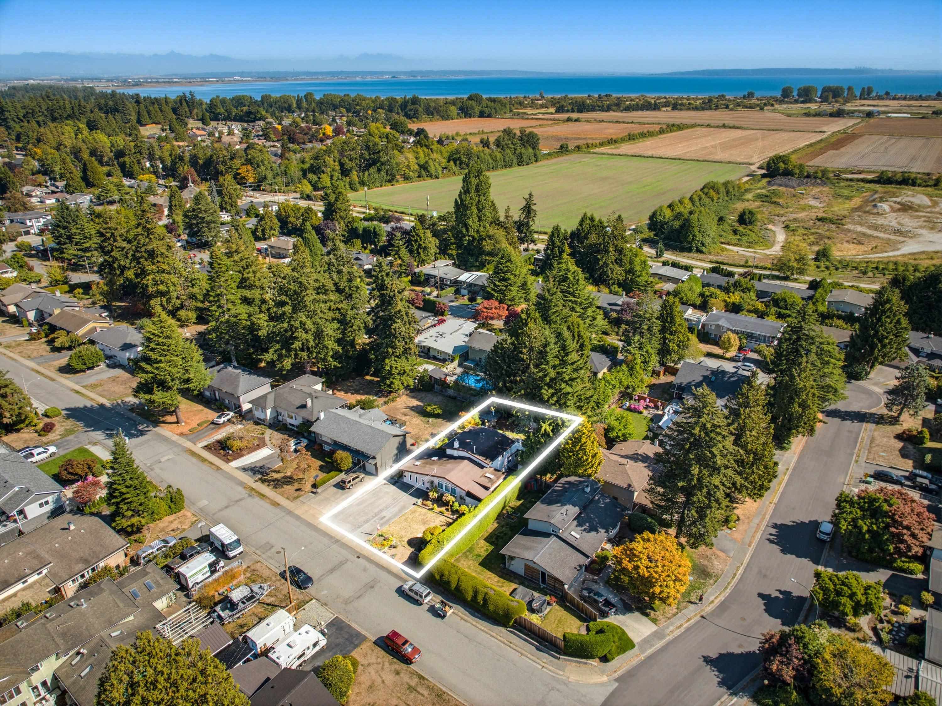 466 55 Street, Tsawwassen, V4M 3J7 — photo 3